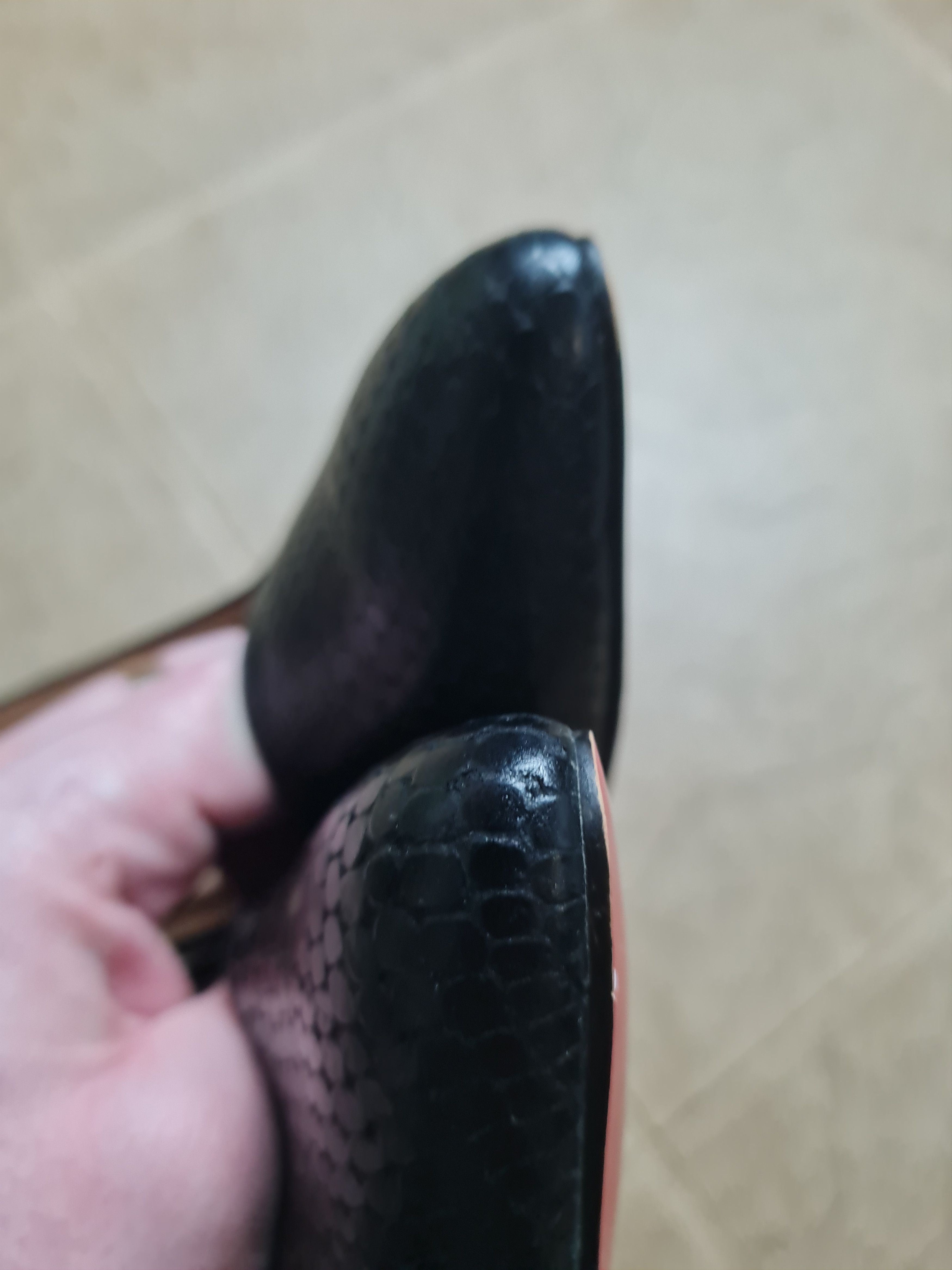 Christian Louboutin Christian Louboutin Yousra Python Black Leather Gently Worn Size US 10 / IT 40 - 20 Thumbnail