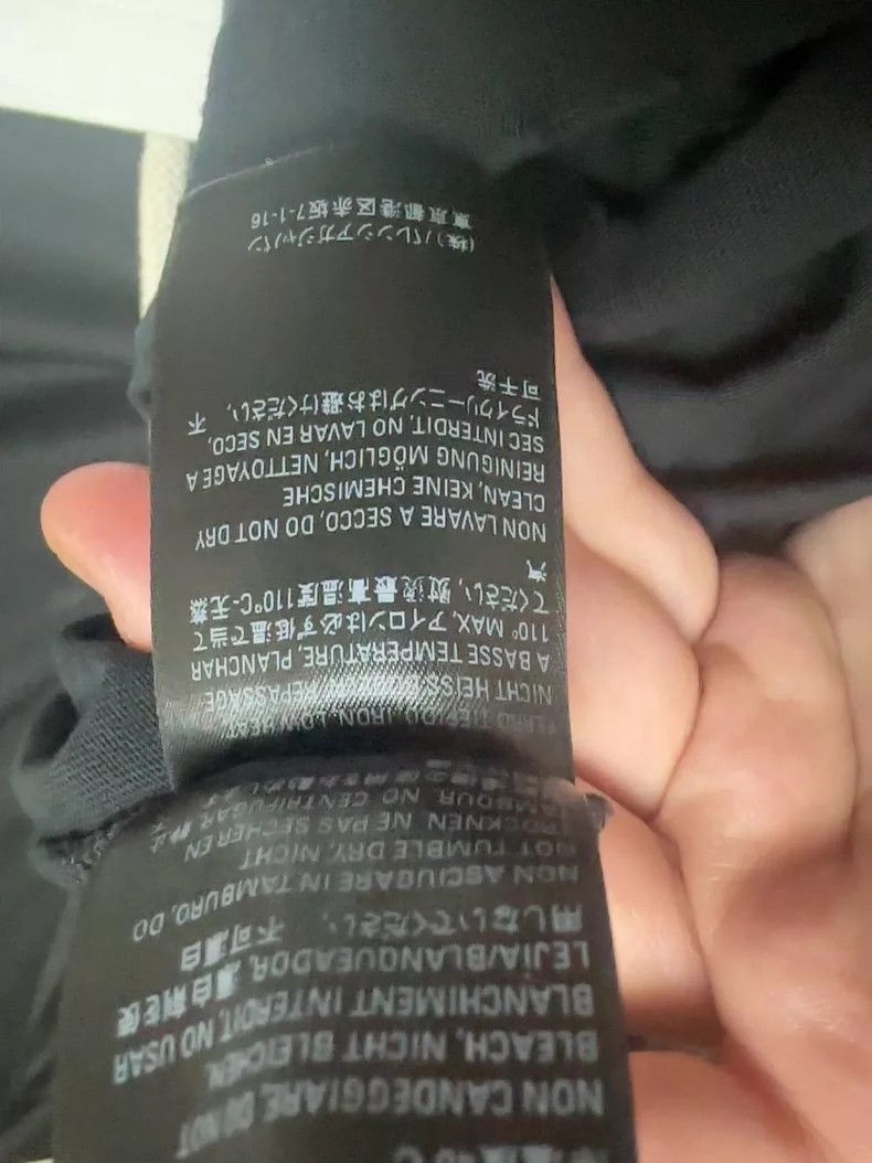 Balenciaga Balenciaga Black Ripped Short Sleeve Size US S / EU 44-46 / 1 - 5 Thumbnail