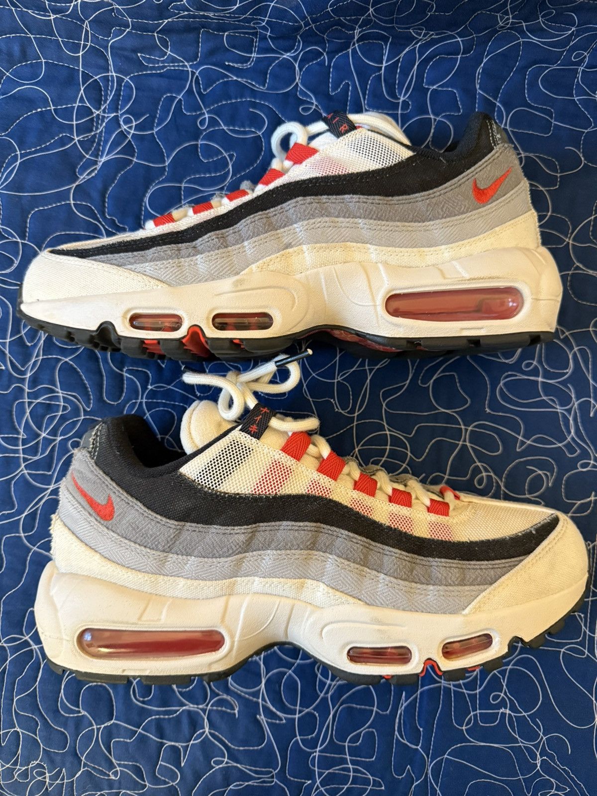 Nike Nike Air max 95 Summit white/chili red- 8M 9.5 W Size US 8 / EU 41 - 2 Thumbnail