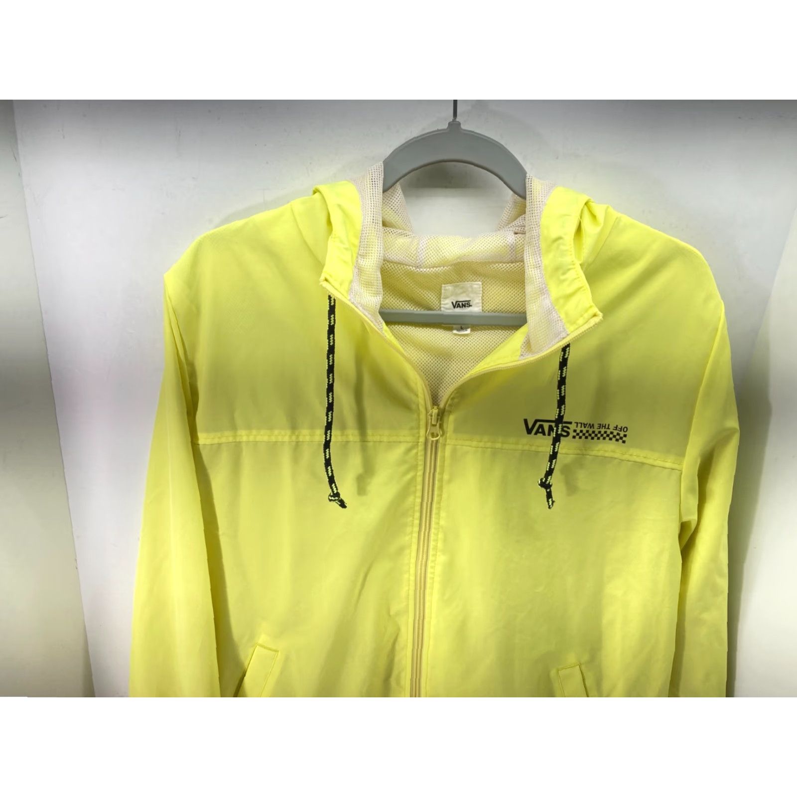 Vans Vans Kastle Turvey Windbreaker Jacket Womens L Yellow Zip Up Hooded Drawstring Jacket Size L / US 10 / IT 46 - 4 Thumbnail