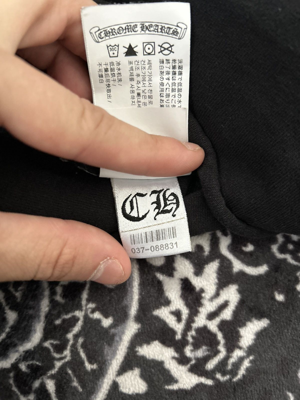 Chrome Hearts Chrome Hearts Womens vertical logo crop top size S Size S / US 4 / IT 40 - 9 Thumbnail