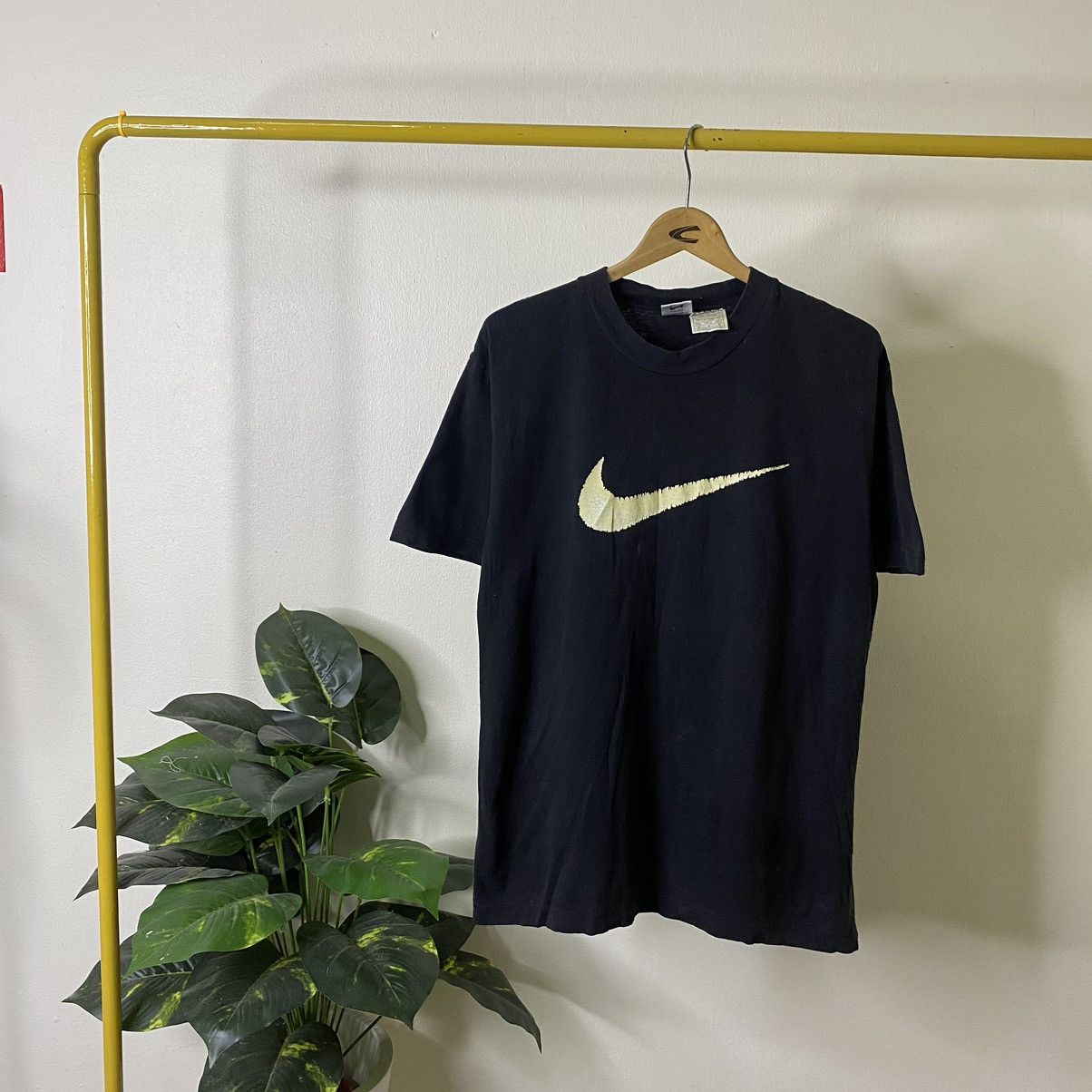 Nike × Vintage Vintage 1990s Nike Big Swoosh Tee Size US M / EU 48-50 / 2 - 1 Thumbnail