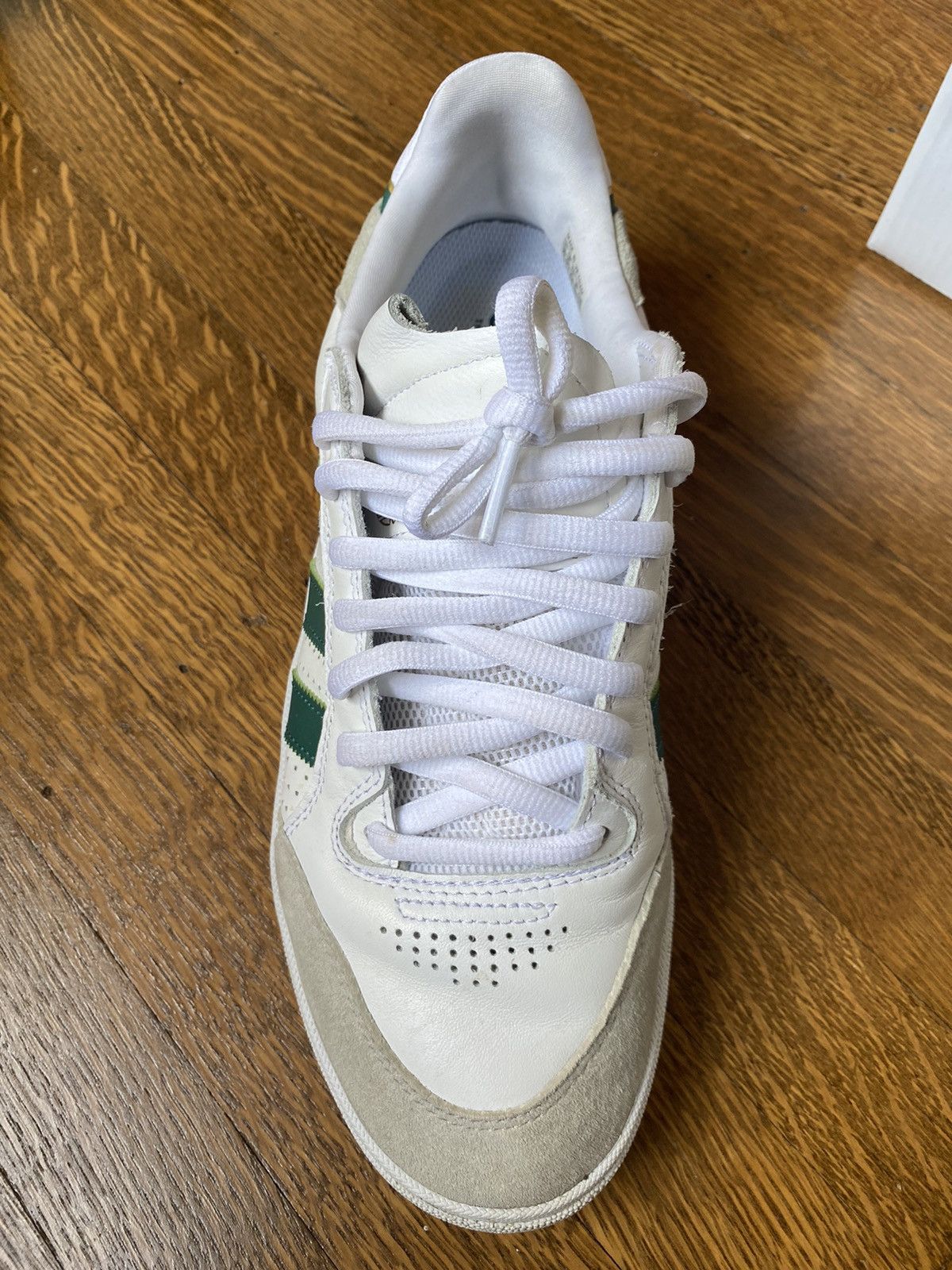Adidas Tyshawn Low Size US 10 / EU 43 - 6 Thumbnail