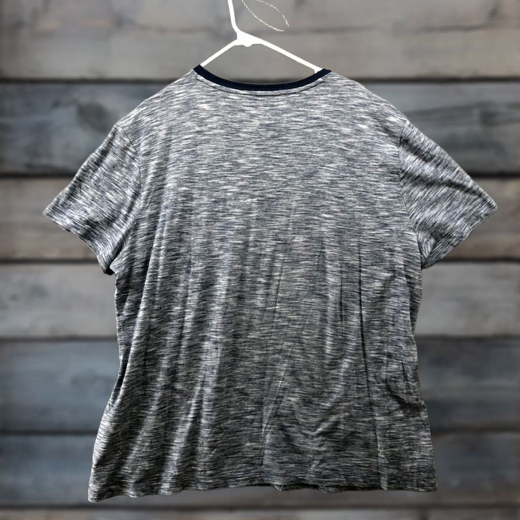 Banana Republic Banana Republic Essential Tee Men XL Blue Short Sleeve T Shirt Heathered Cotton Jersey Pocket Logo Striped Casual Classic Size US XL / EU 56 / 4 - 1 Thumbnail