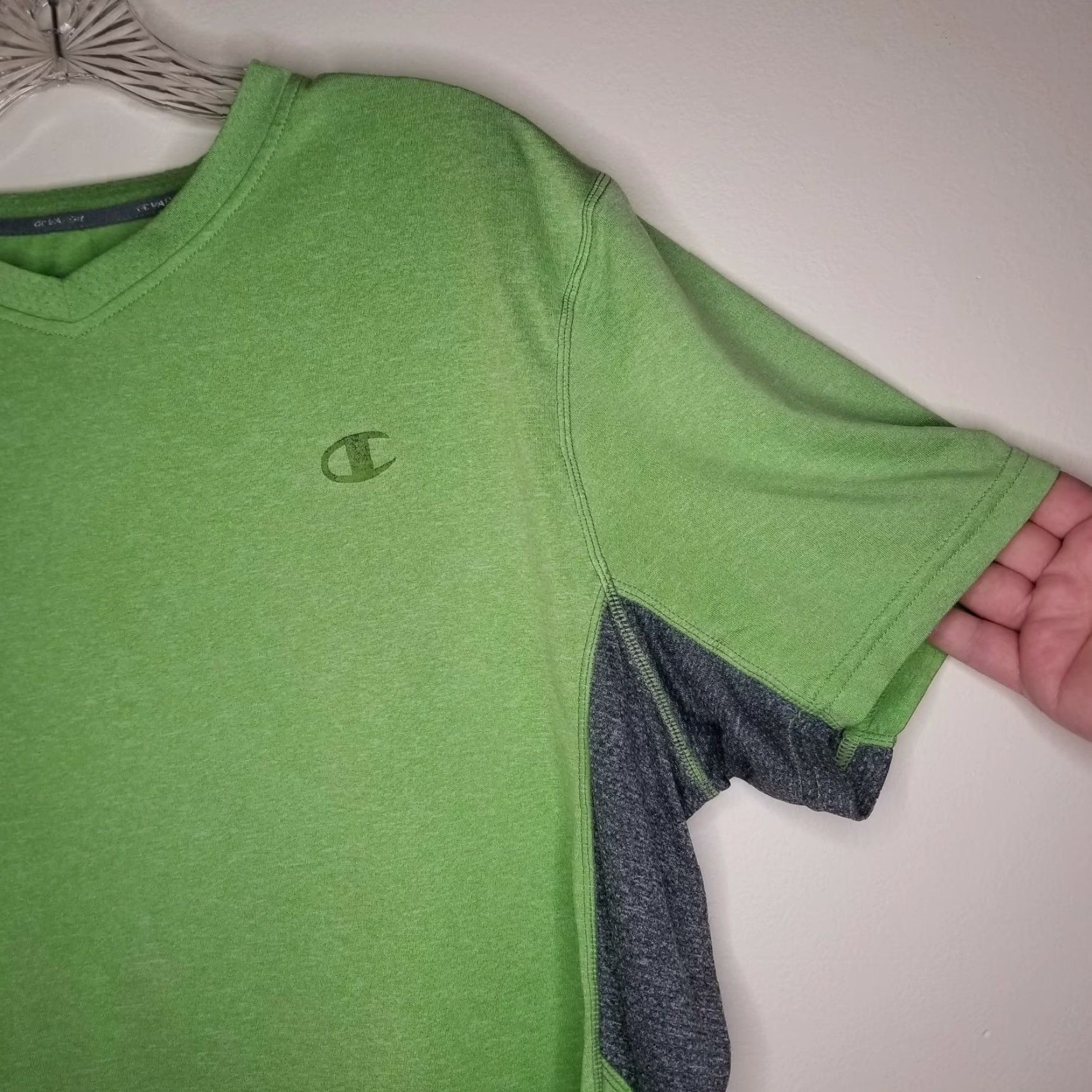 Champion VINTAGE Champion Shirt Mens Size L Green Gray Athletic Short Sleeve T-Shirt Size US L / EU 52-54 / 3 - 2 Thumbnail