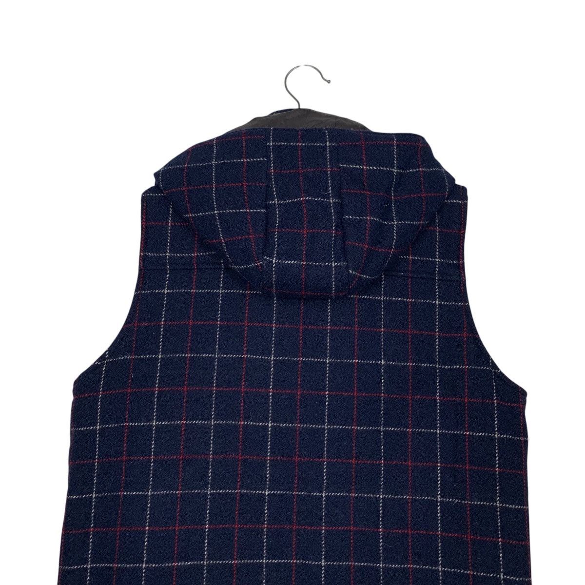 STILL BY HAND STILL BY HAND Checked Puffer Hooded Vest #2796-C126 Size US S / EU 44-46 / 1 - 17 Thumbnail