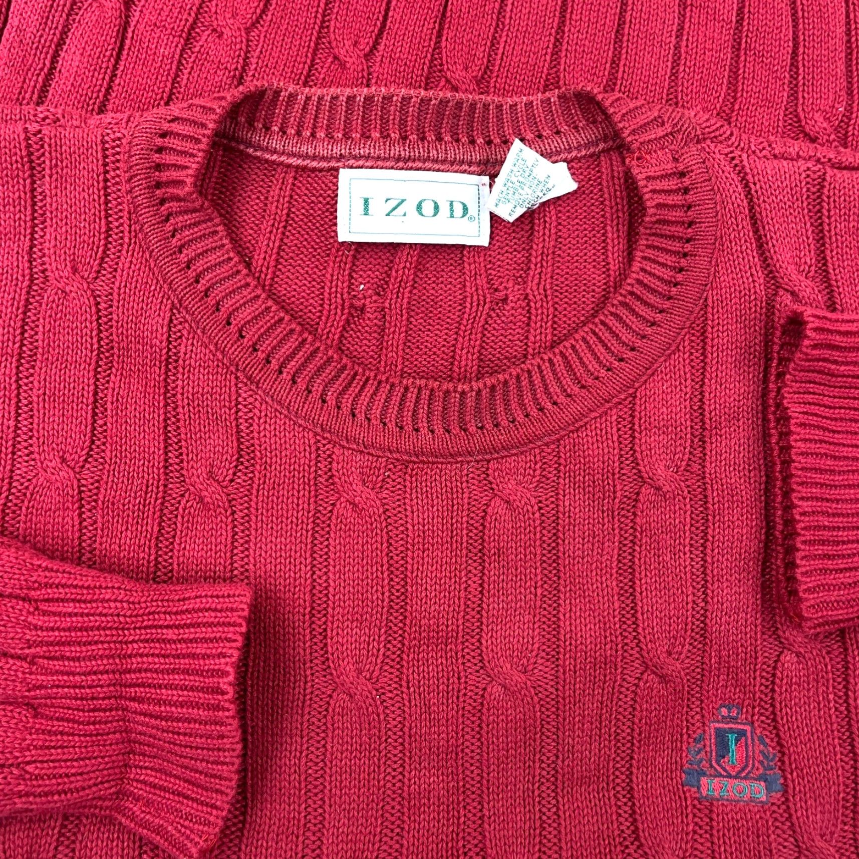 Izod VINTAGE IZOD Sweater Men L Red Cable Knit Crew Neck Golf Grandpa USA 80s Size US L / EU 52-54 / 3 - 2 Thumbnail