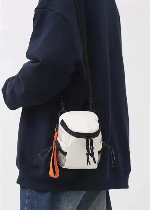 Japanese Brand Utility y2k crossbody pouch bag side bag Size ONE SIZE - 1 Thumbnail