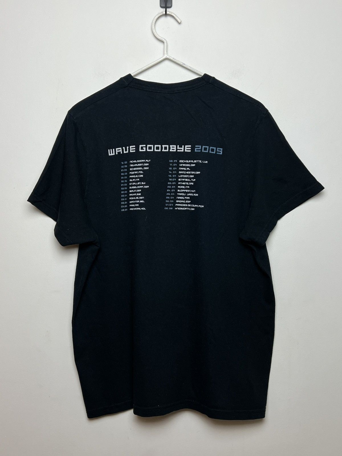 Band Tees nine inch nails y2k t shirt m-l Size US L / EU 52-54 / 3 - 6 Thumbnail
