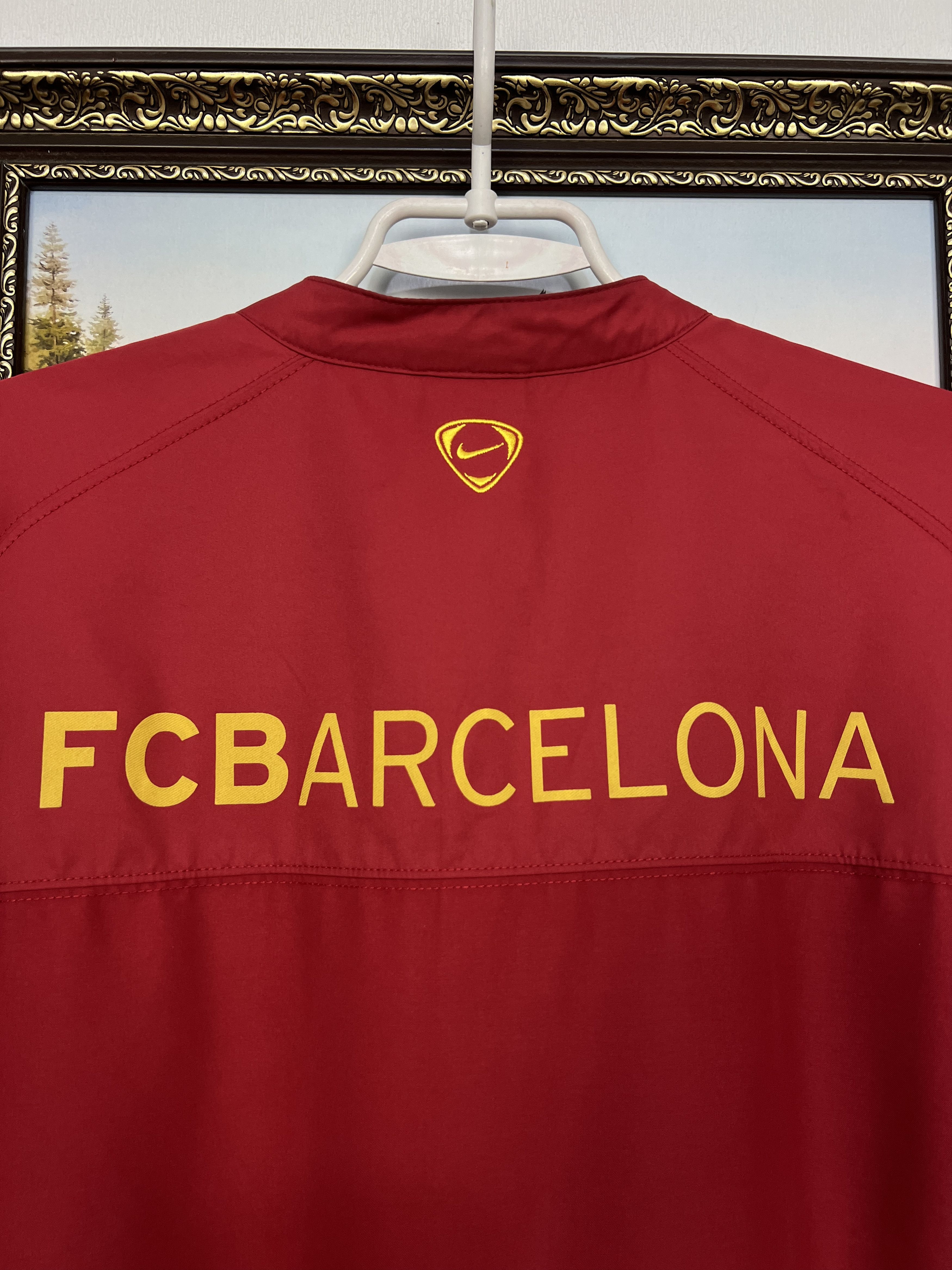 Nike Vintage Nike FC Barcelona Football Jacket Soccer Bomber Size US M / EU 48-50 / 2 - 15 Thumbnail