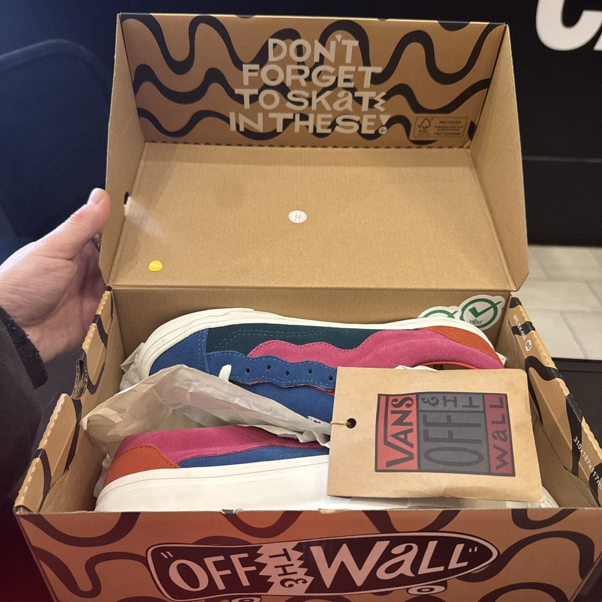 Vans Vans Parra Old Skool 8.5 mens OTW sold out Size US 8.5 / EU 41-42 - 1 Thumbnail