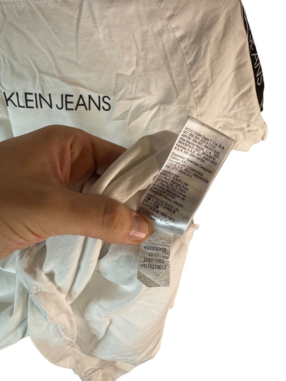 Calvin Klein Calvin Klein white tee center logo Size US M / EU 48-50 / 2 - 7 Thumbnail