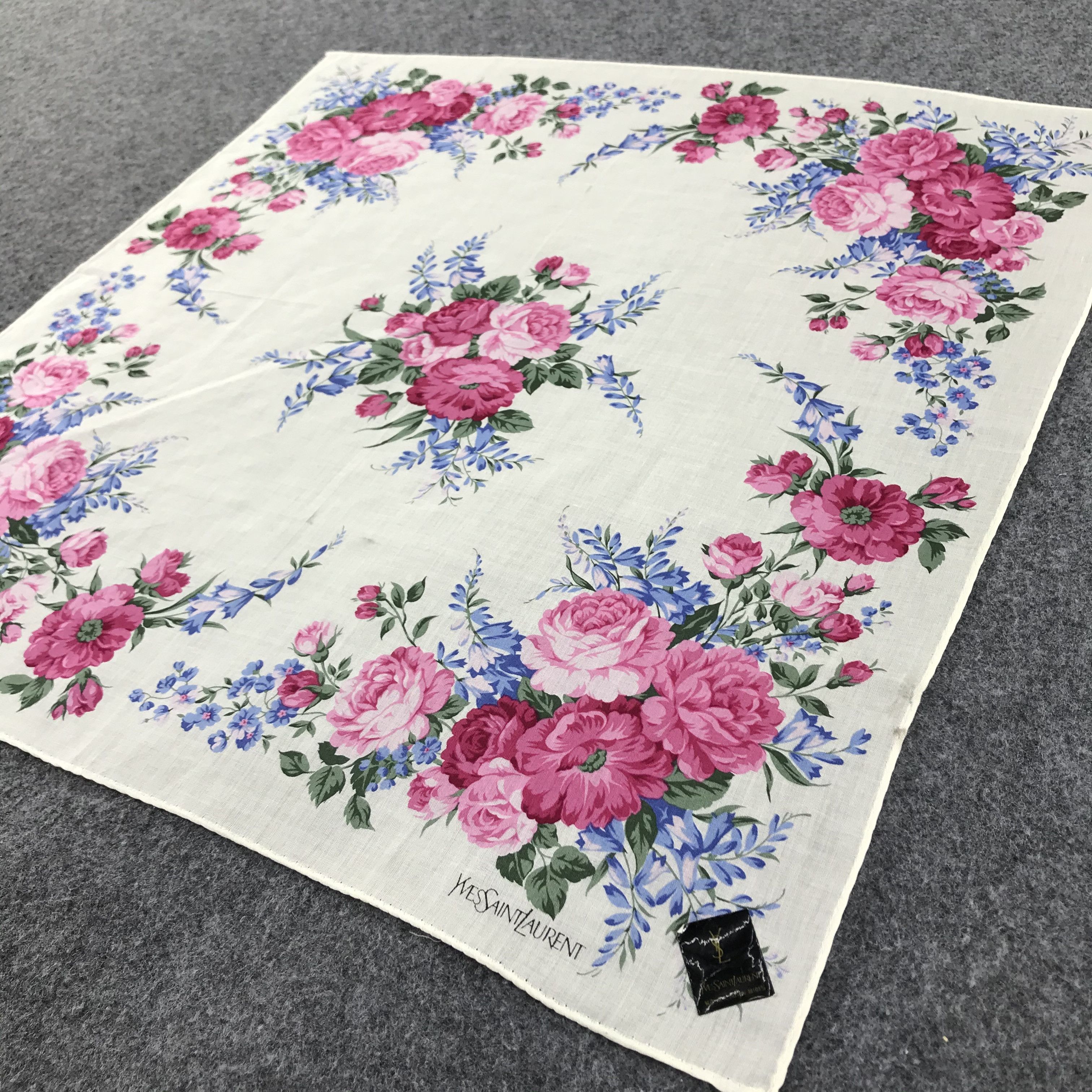 Yves Saint Laurent YSL Floral Handkerchief Neckerchief Bandana H531 Size ONE SIZE - 5 Thumbnail