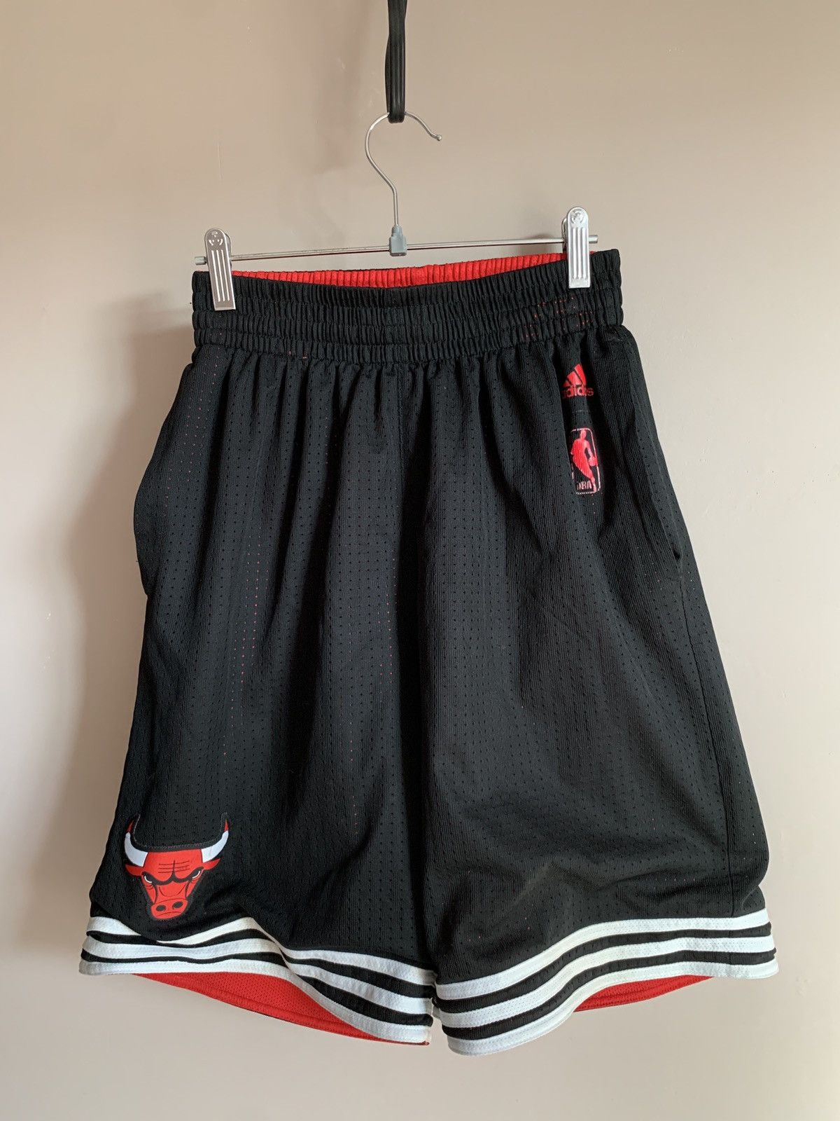 NBA Chicago bulls nba adidas shorts basketball 2015 with pockets Size US 30 / EU 46 - 1 Thumbnail