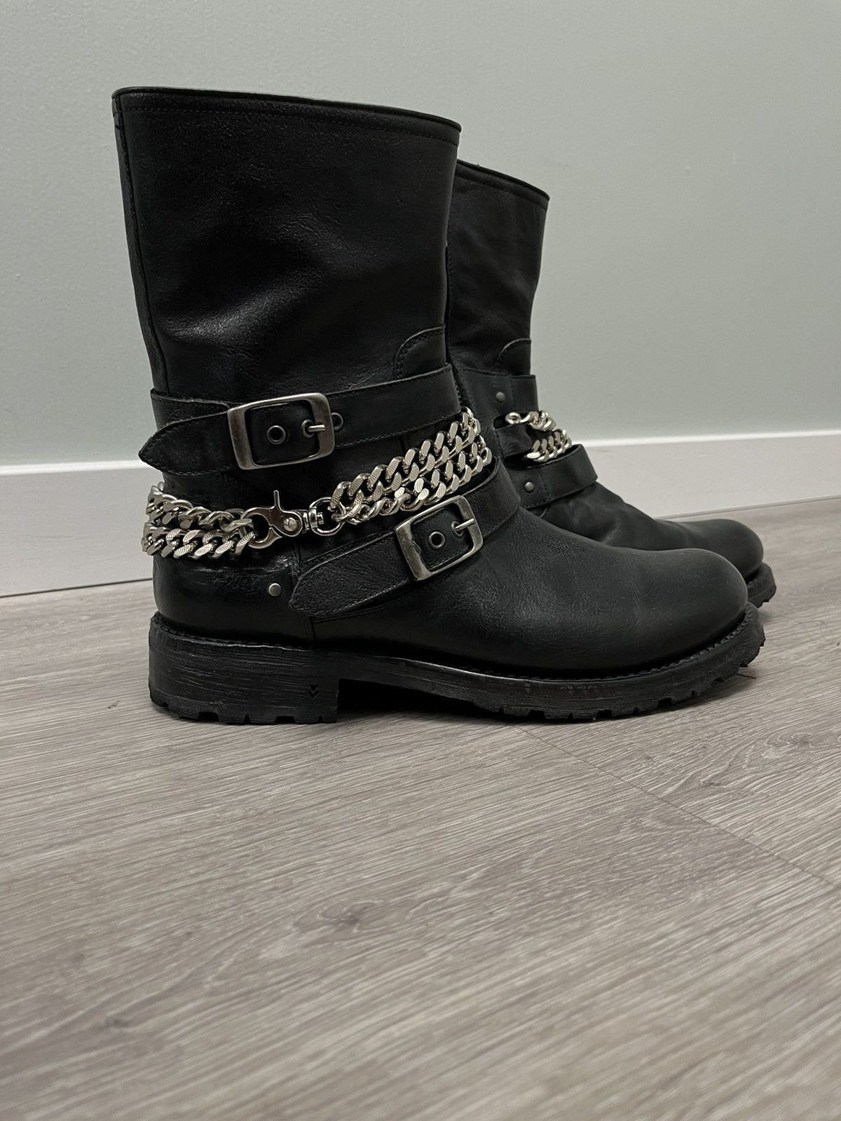 John Varvatos Lugged chain boot. 8 Size US 8 / EU 41 - 14 Thumbnail