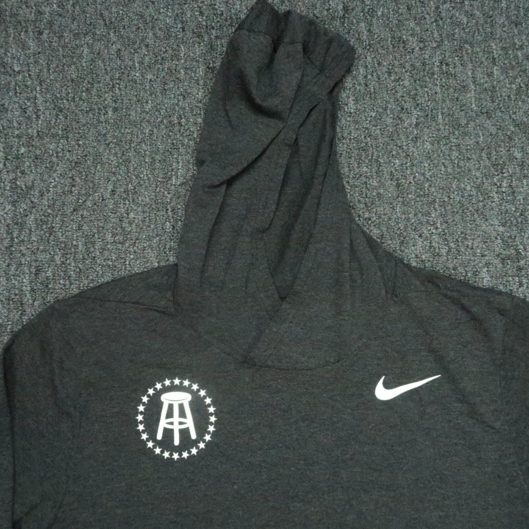 Nike Nike Hoodie Men Small Charcoal Gray Performance Pullover Dri Fit Barstool Sports Size US S / EU 44-46 / 1 - 2 Thumbnail