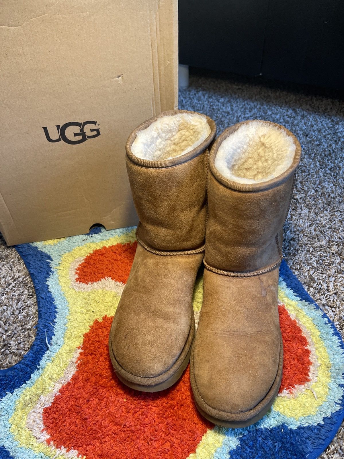 Ugg Classic Short Ugg Boots Size US 9 / IT 39 - 1 Thumbnail