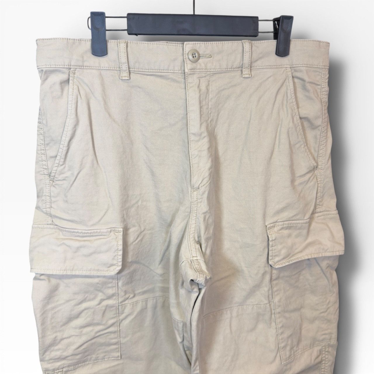 Uniqlo Uniqlo Cotton Cargo Pants Size US 32 / EU 48 - 2 Thumbnail
