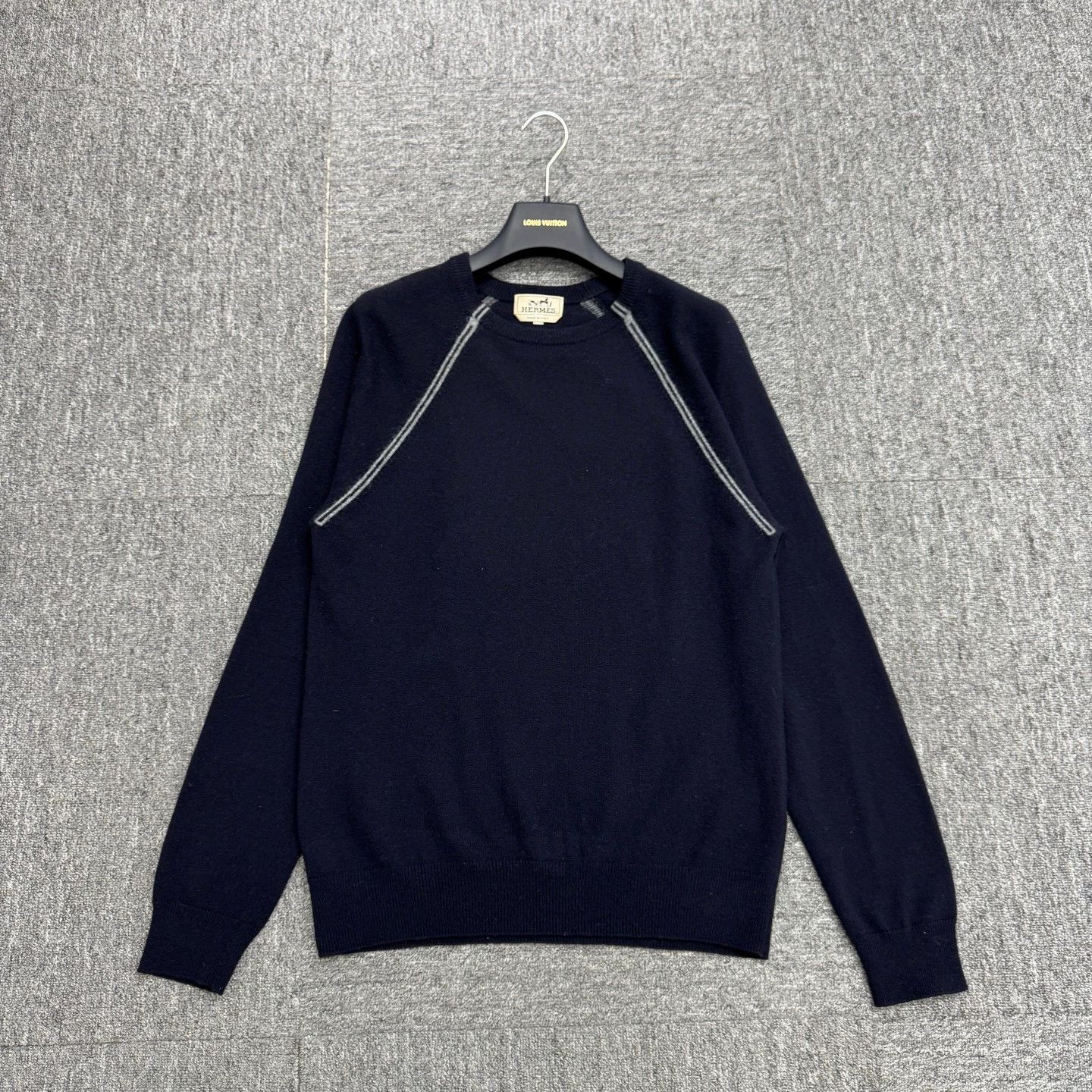Hermes Hermes Wool Knit Sweater M 98 New Size US M / EU 48-50 / 2 - 1 Thumbnail