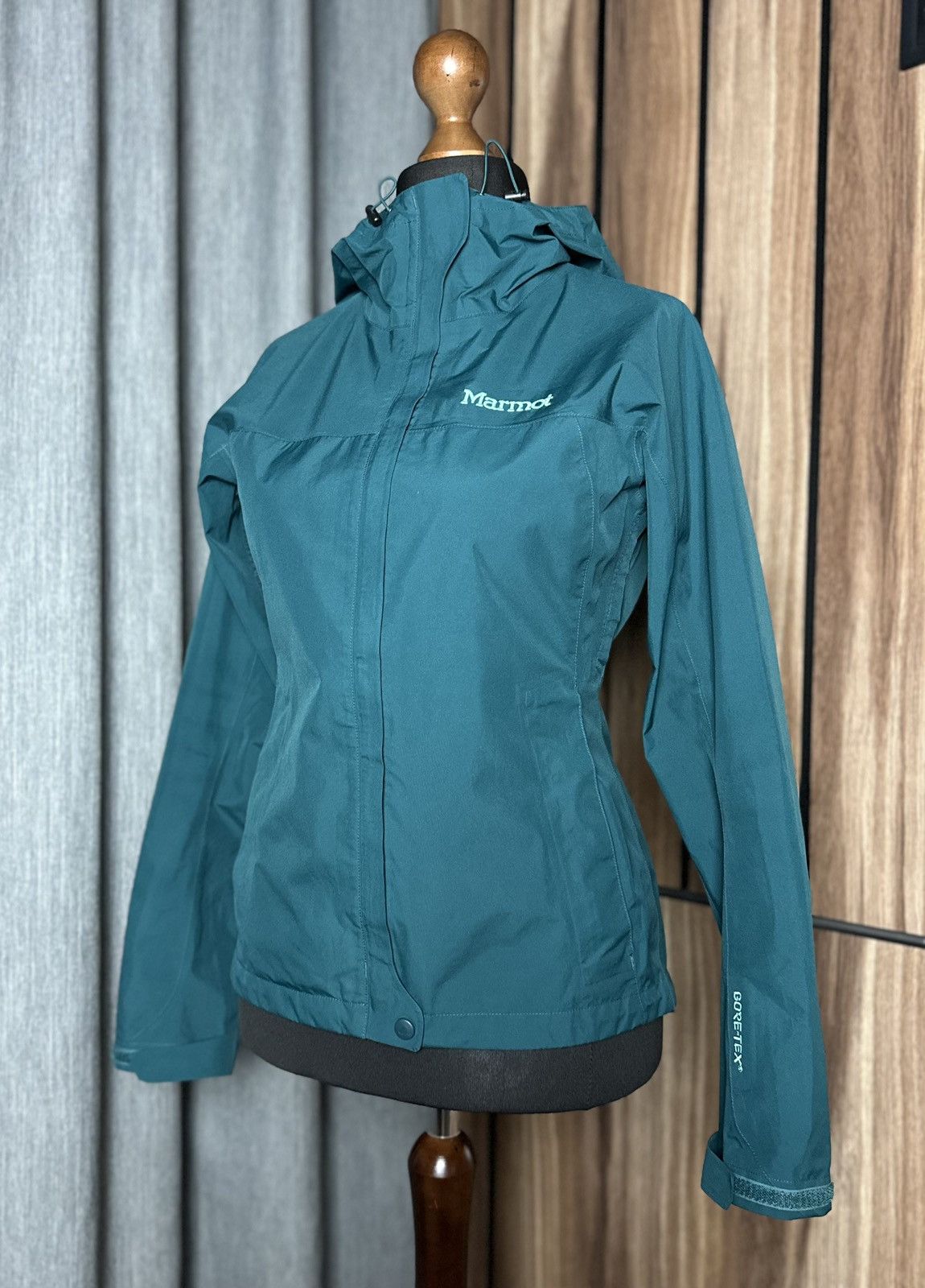 Goretex × Marmot Marmot Gore-Tex Jacket Hooded Goretex Rain Shell Size XS Size XS / US 0-2 / IT 36-38 - 2 Thumbnail