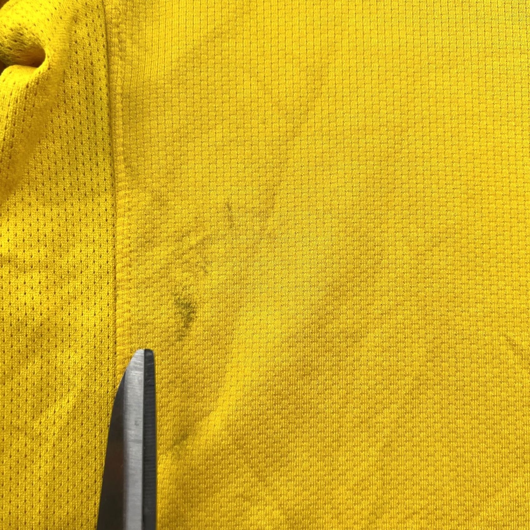 Nike Nike Brazil 2010 2011 Home Football Jersey Mens 2XL Yellow Adult Shirt Size US XXL / EU 58 / 5 - 3 Thumbnail