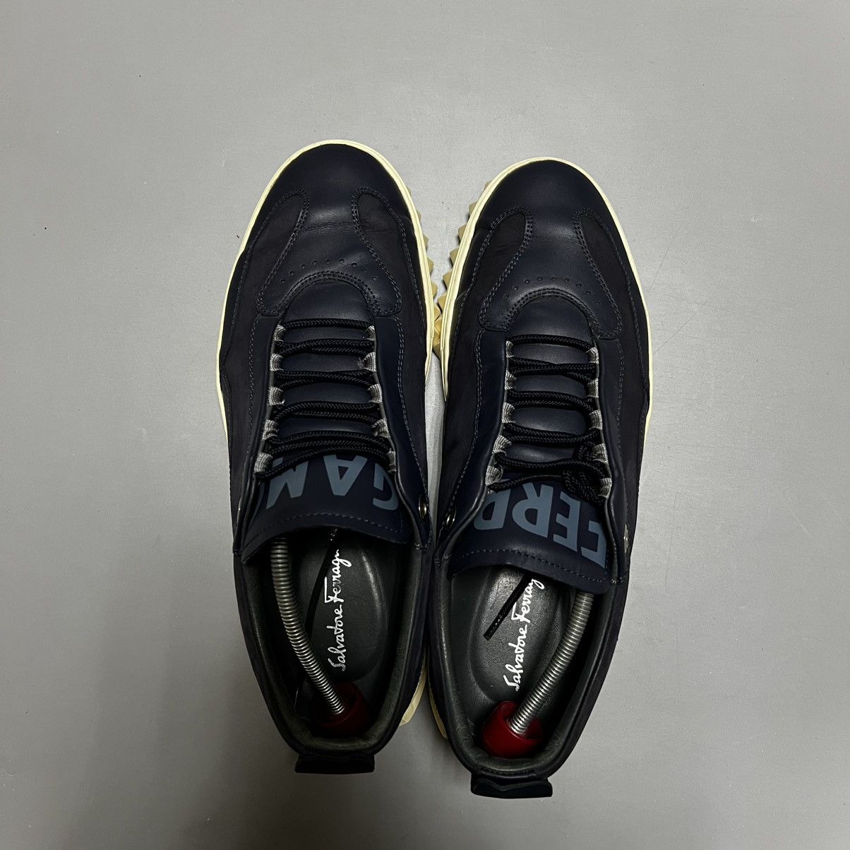 Salvatore Ferragamo Salvatore Ferragamo Navy Blue Leather Sneakers Men's Size US 9 / EU 42 - 5 Thumbnail