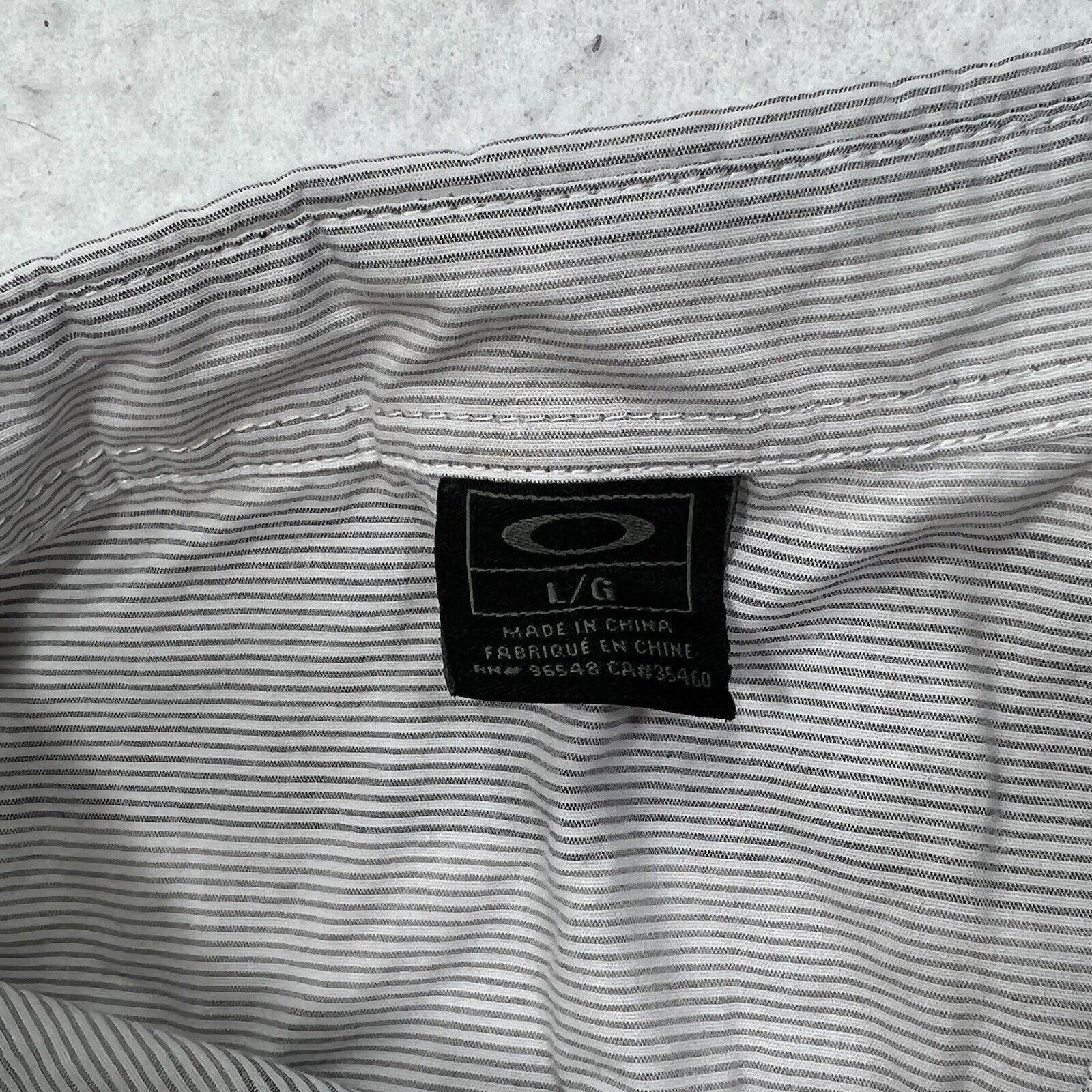 Oakley Oakley Short Sleeve Button Front Light Gray Shirt Size US M / EU 48-50 / 2 - 3 Thumbnail