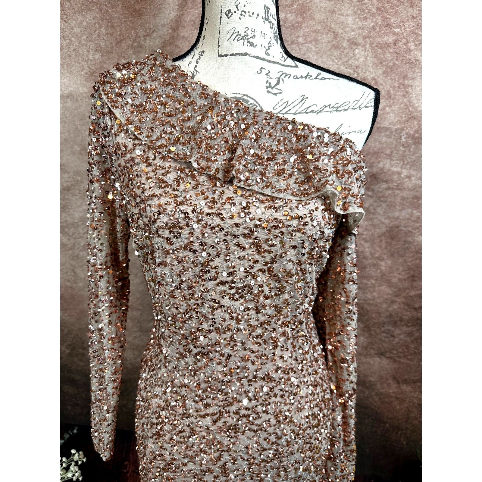 Other Mac Duggal Sequin Off the Shoulder Midi Dress Copper size 12 Size XL / US 12-14 / IT 48-50 - 8 Thumbnail