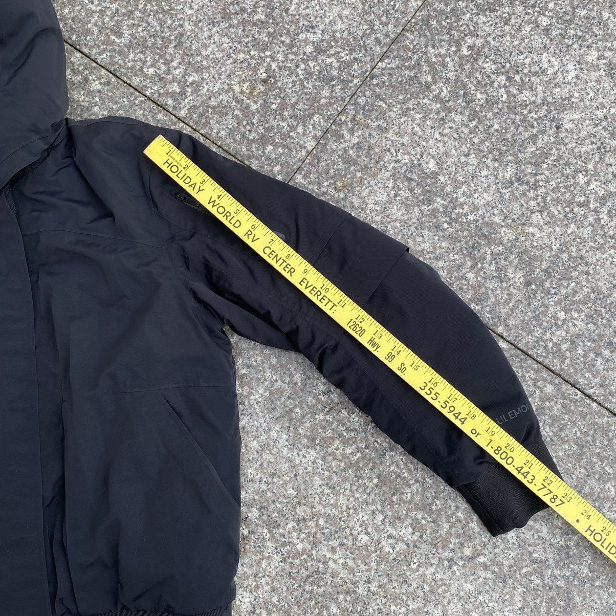 Lululemon Lululemon winter warrior bomber Size L / US 10 / IT 46 - 5 Thumbnail