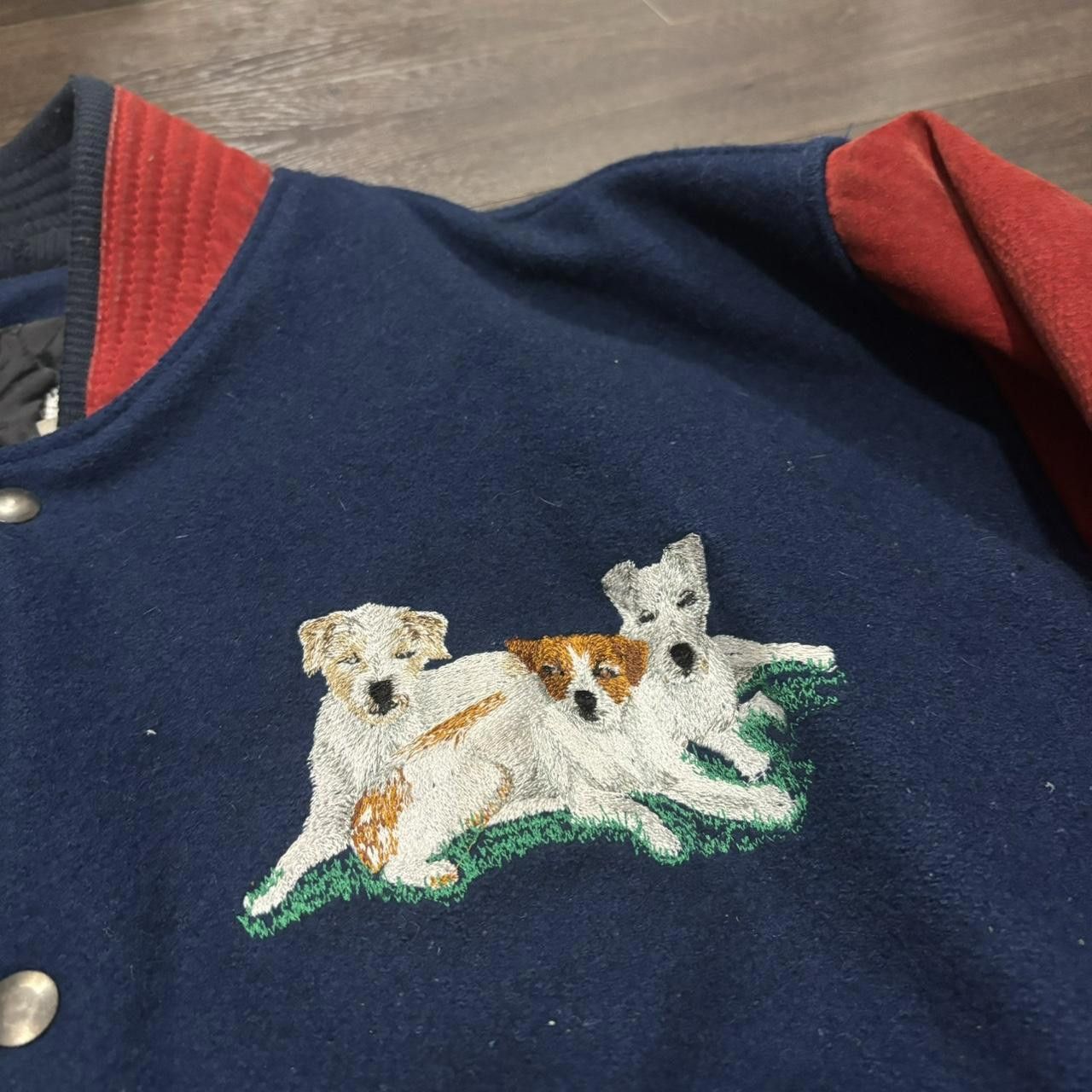 Designer vintage embroidered dogs varsity jacket 90s XL Size US XL / EU 56 / 4 - 1 Thumbnail