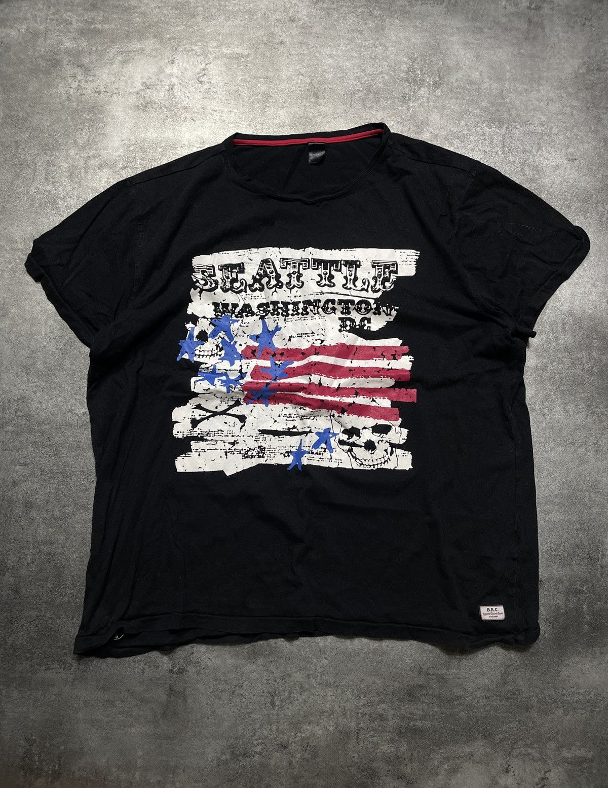 Vintage 🔥Offers🔥Vintage Y2K Seattle USA T-Shirt Boxy Spellout Flag Size US XXL / EU 58 / 5 - 1 Thumbnail