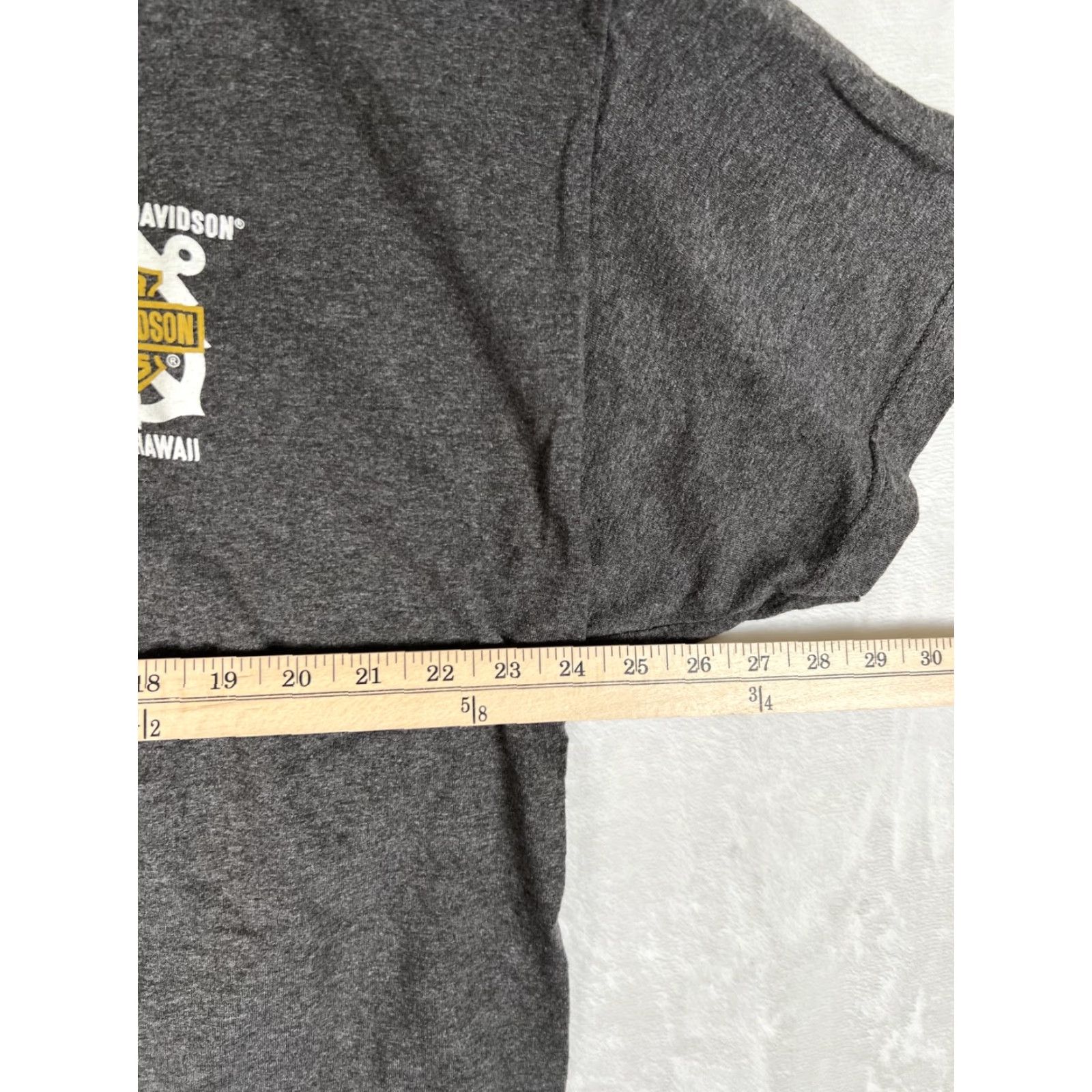 Harley Davidson VINTAGE Harley-Davidson T-Shirt 2XL Mens Gray Honolulu Hawaii 90s Biker Classic Short Sleeve Crew Neck Size US XXL / EU 58 / 5 - 7 Thumbnail