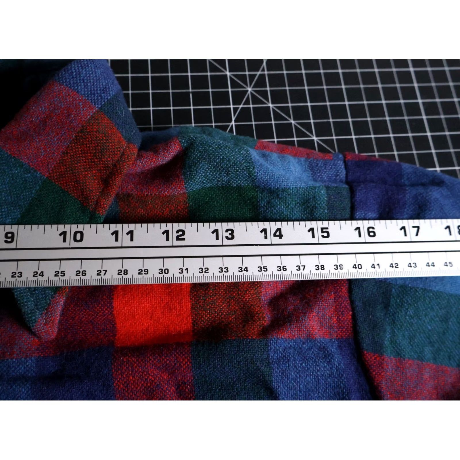 Vintage VINTAGE Sir Guy Wool Flannel Shirt Plaid Check 80s 90s Grunge Mens Medium Red Blue Collared Button-Up Long Sleeve Casual Workwear USA Made Size US M / EU 48-50 / 2 - 7 Thumbnail