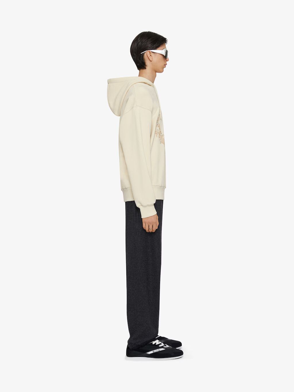 Givenchy o1w1db10325 Boxy Fit Hoodie With Pocket Base in Clay Size US S / EU 44-46 / 1 - 4 Thumbnail