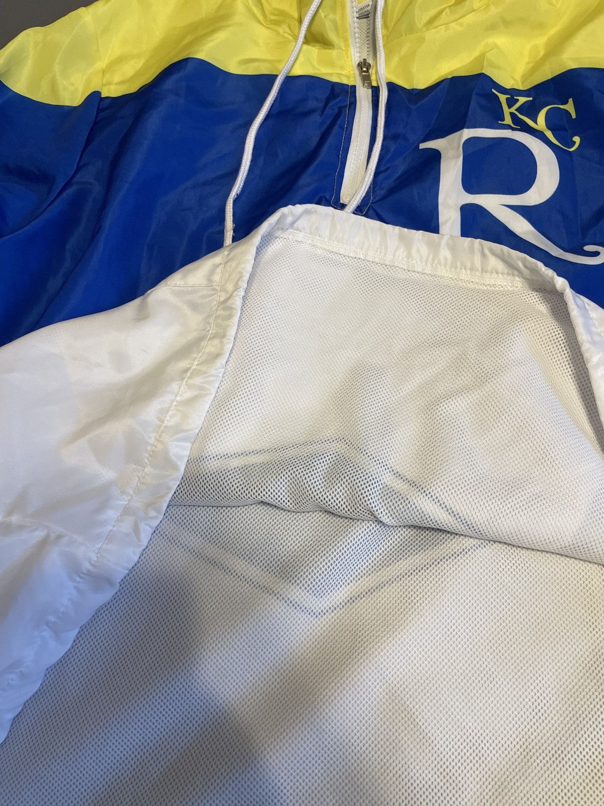 Vintage Vintage X KC Royals 90s Windbreaker Hoodie Size US XL / EU 56 / 4 - 4 Thumbnail