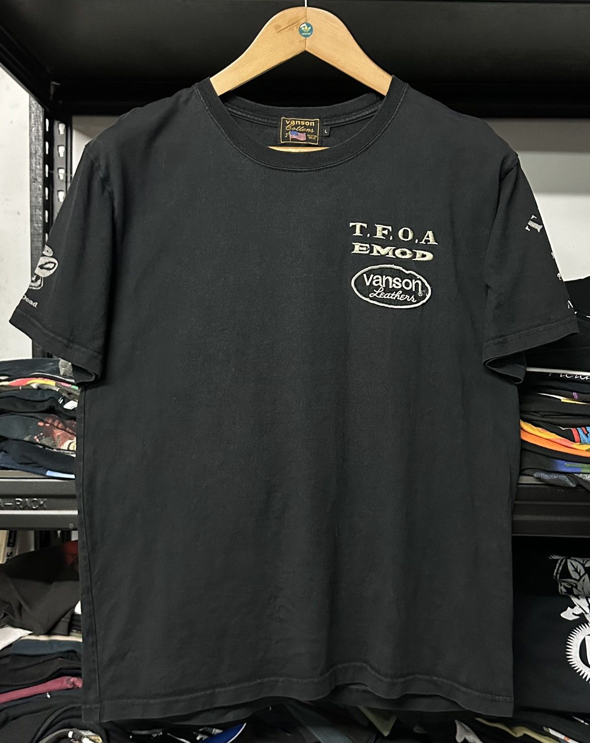 Japanese Brand × Vanson Leathers × Vintage Vintage Vanson Leather Skulls Embroidery Logo Faded Tee Size US M / EU 48-50 / 2 - 2 Thumbnail