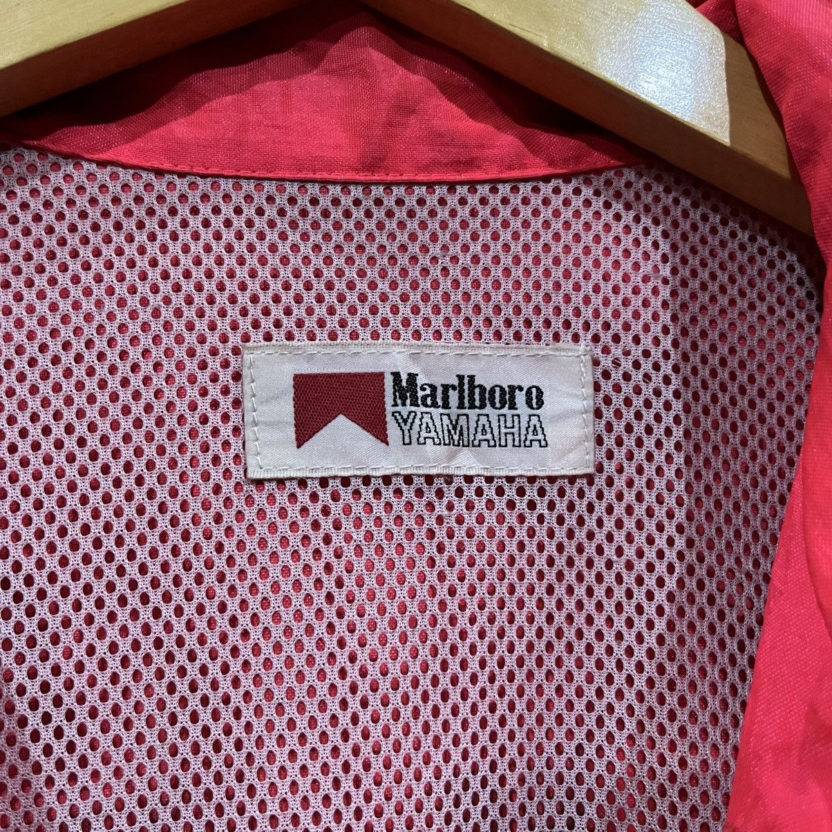 Marlboro × Vintage × Yamaha Vintage Marlboro X Yamaha Grand Prix Racing Jacket Size US L / EU 52-54 / 3 - 11 Thumbnail