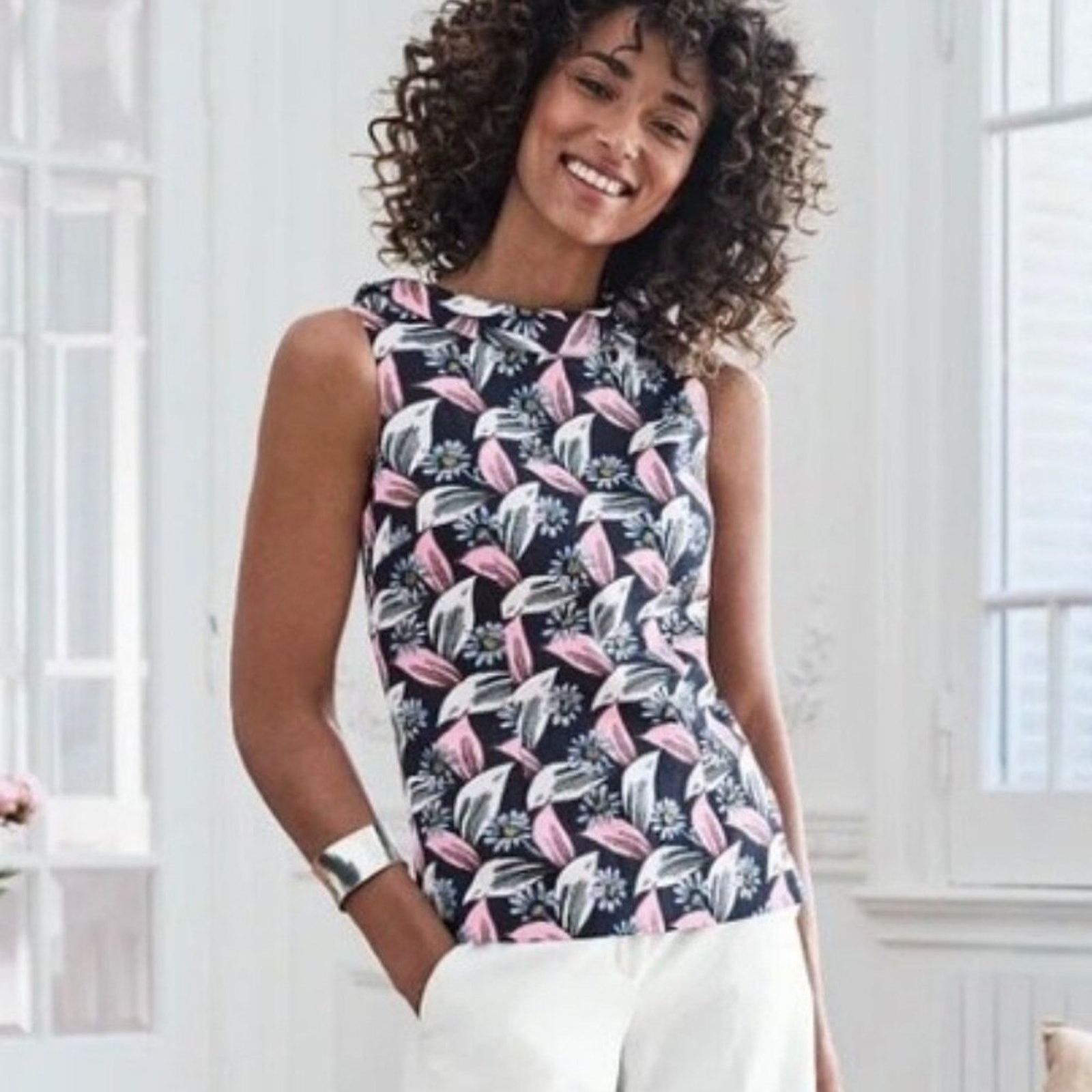 Boden Boden Martha Style Daisy Print Navy Pink Boatneck Top 2 Size XS / US 0-2 / IT 36-38 - 1 Thumbnail
