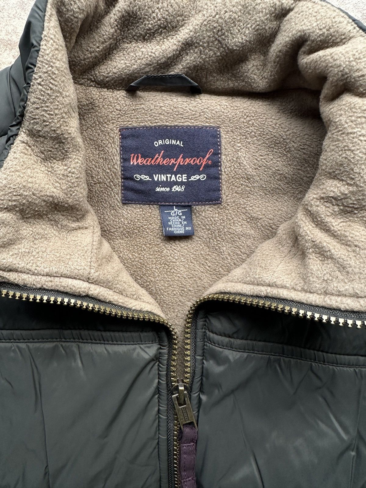 Weatherproof Outdoor vest Size US L / EU 52-54 / 3 - 2 Thumbnail