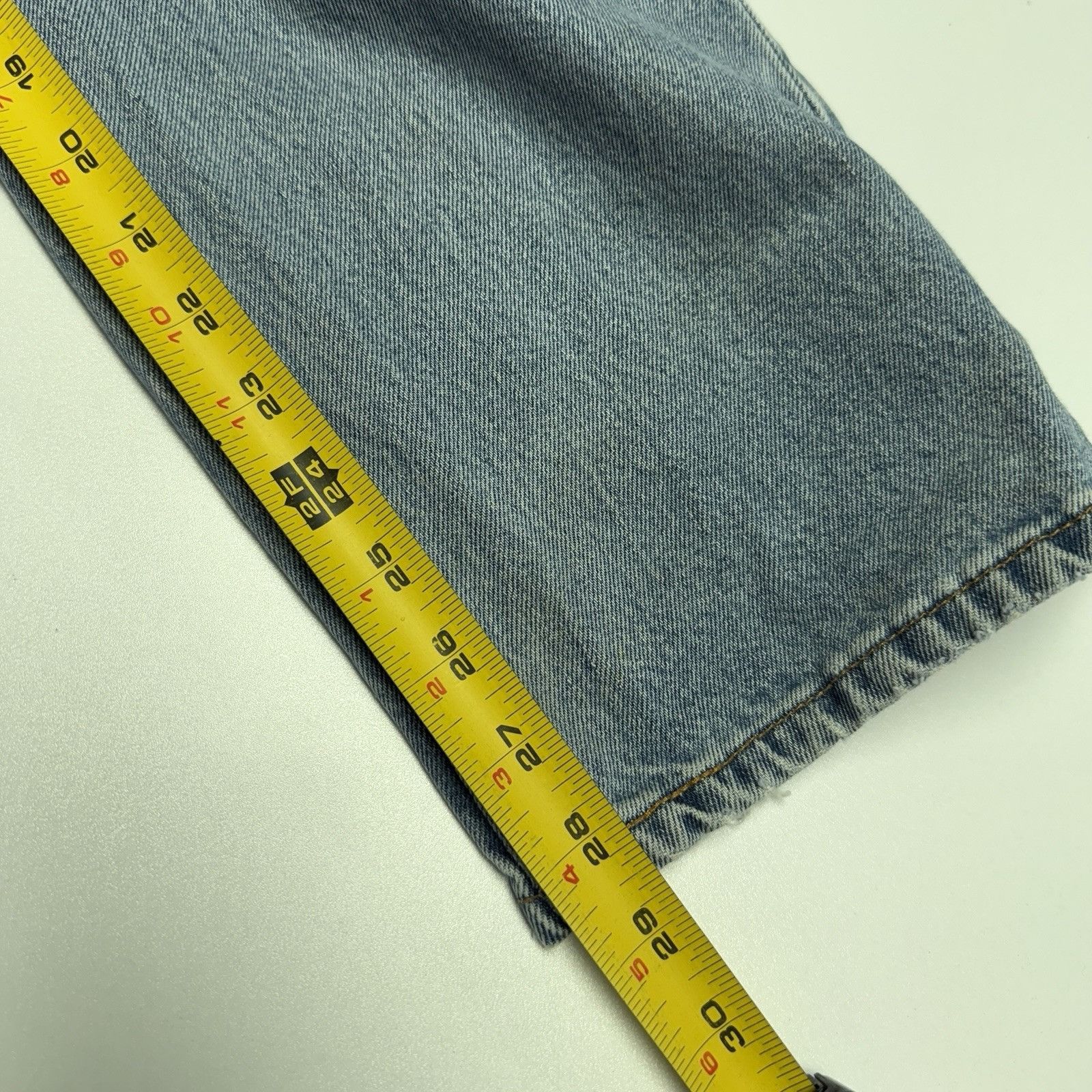Levi's Vintage Levi’s 501 Jeans Mens 36x30 (34x28.5) Button Fly Den Size US 36 / EU 52 - 18 Thumbnail