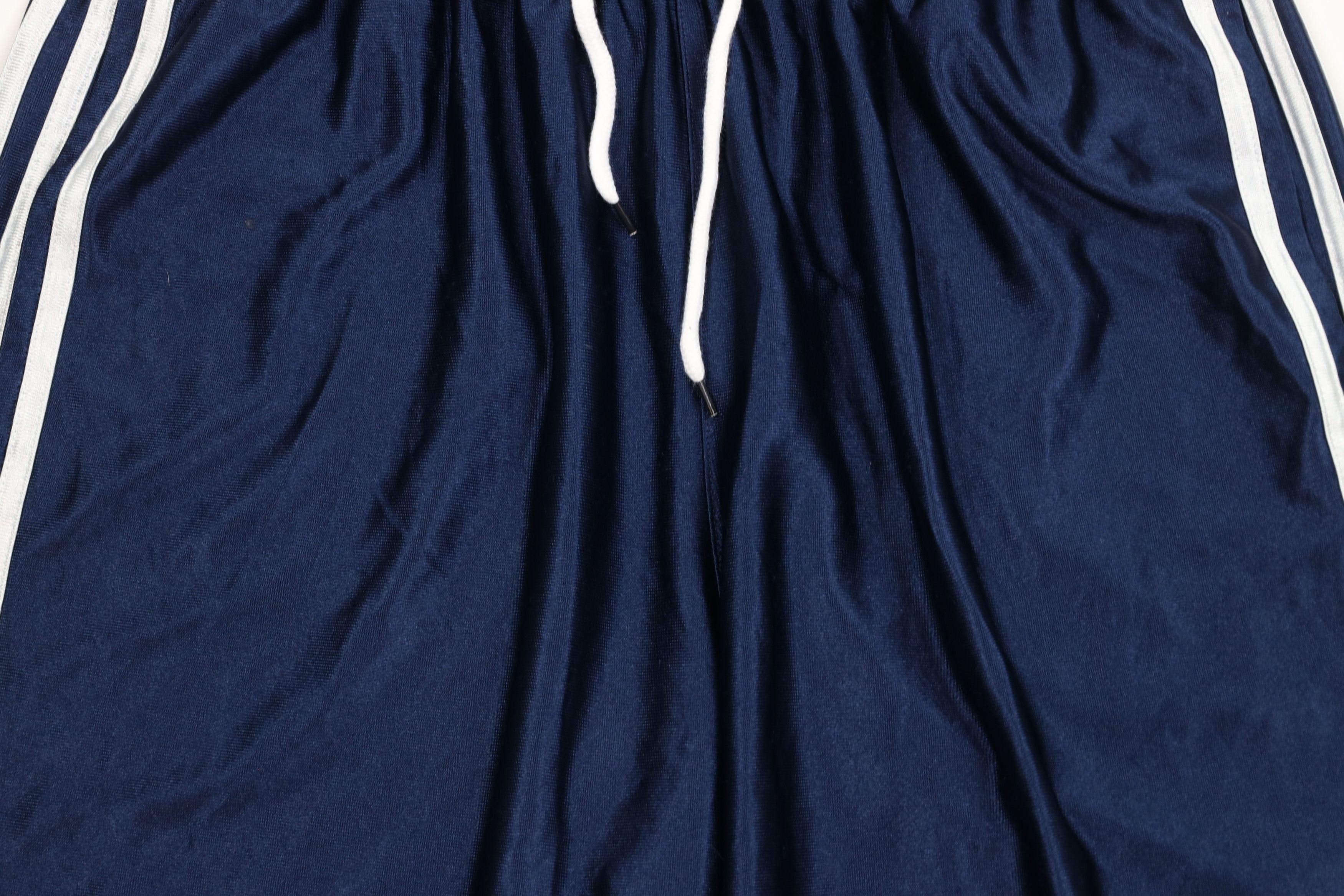 Adidas × Vintage Vintage Adidas Striped Gym Basketball Shorts Blue Polyester Size US 32 / EU 48 - 3 Thumbnail