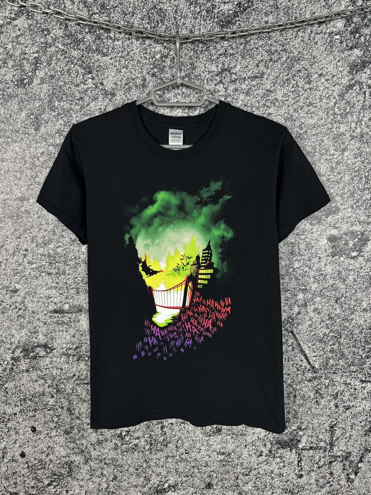 Vintage Joker DC Comics T-Shirt Batman Villain Graphic Tee HaHa Sz M Size US M / EU 48-50 / 2 - 1 Thumbnail
