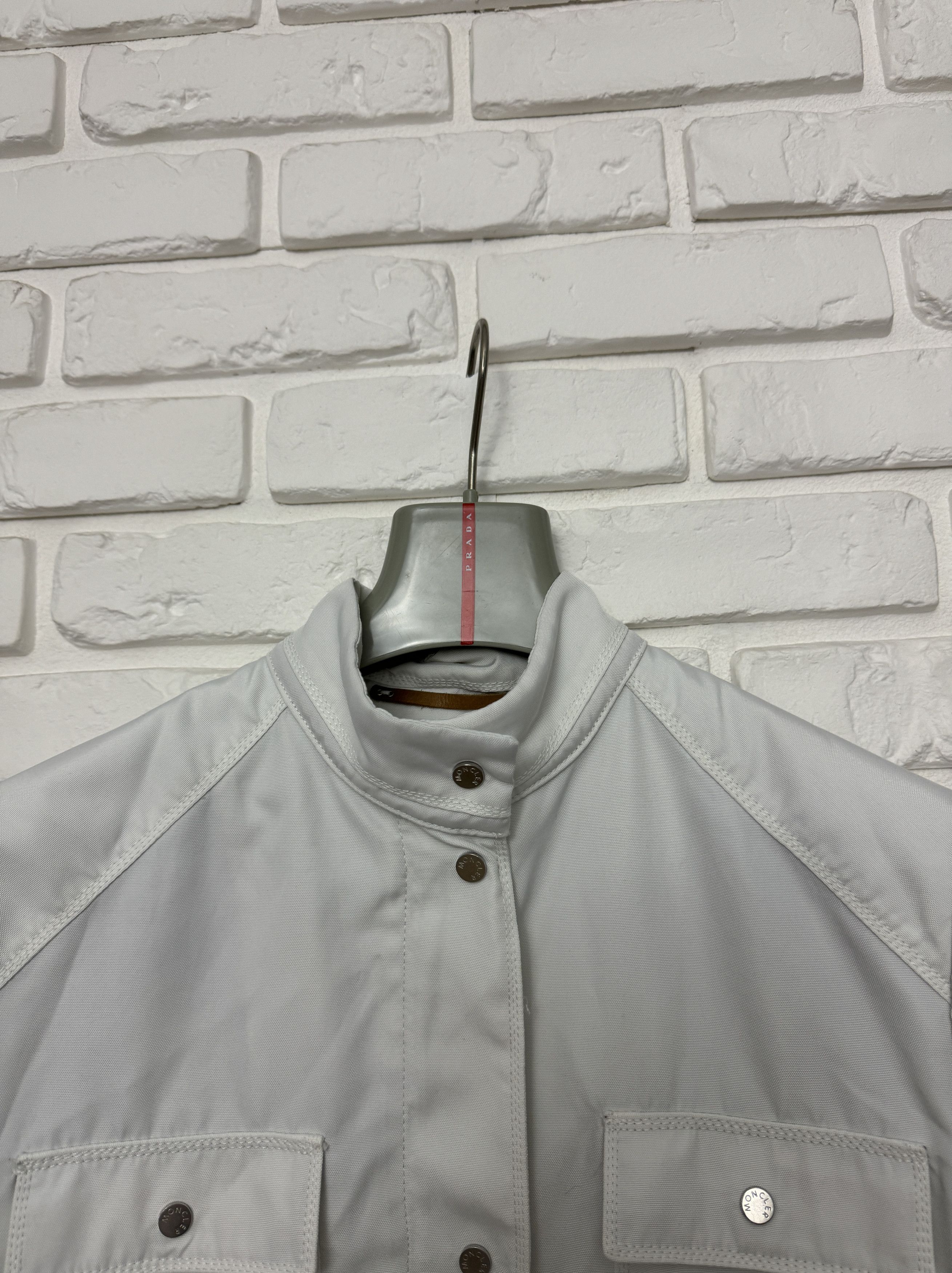 Moncler Moncler Light Jacket Zip Size 2 White Solid Size US S / EU 44-46 / 1 - 3 Thumbnail