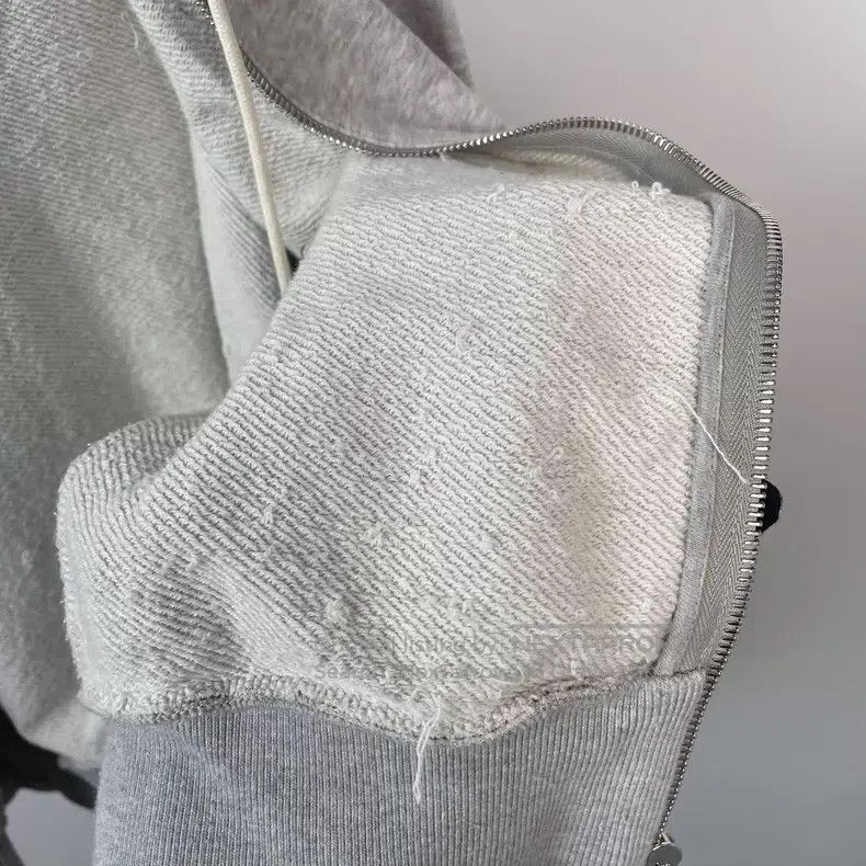 Louis Vuitton Louis Vuitton Grey cotton globe logo zip-up hoodie Size US M / EU 48-50 / 2 - 4 Thumbnail