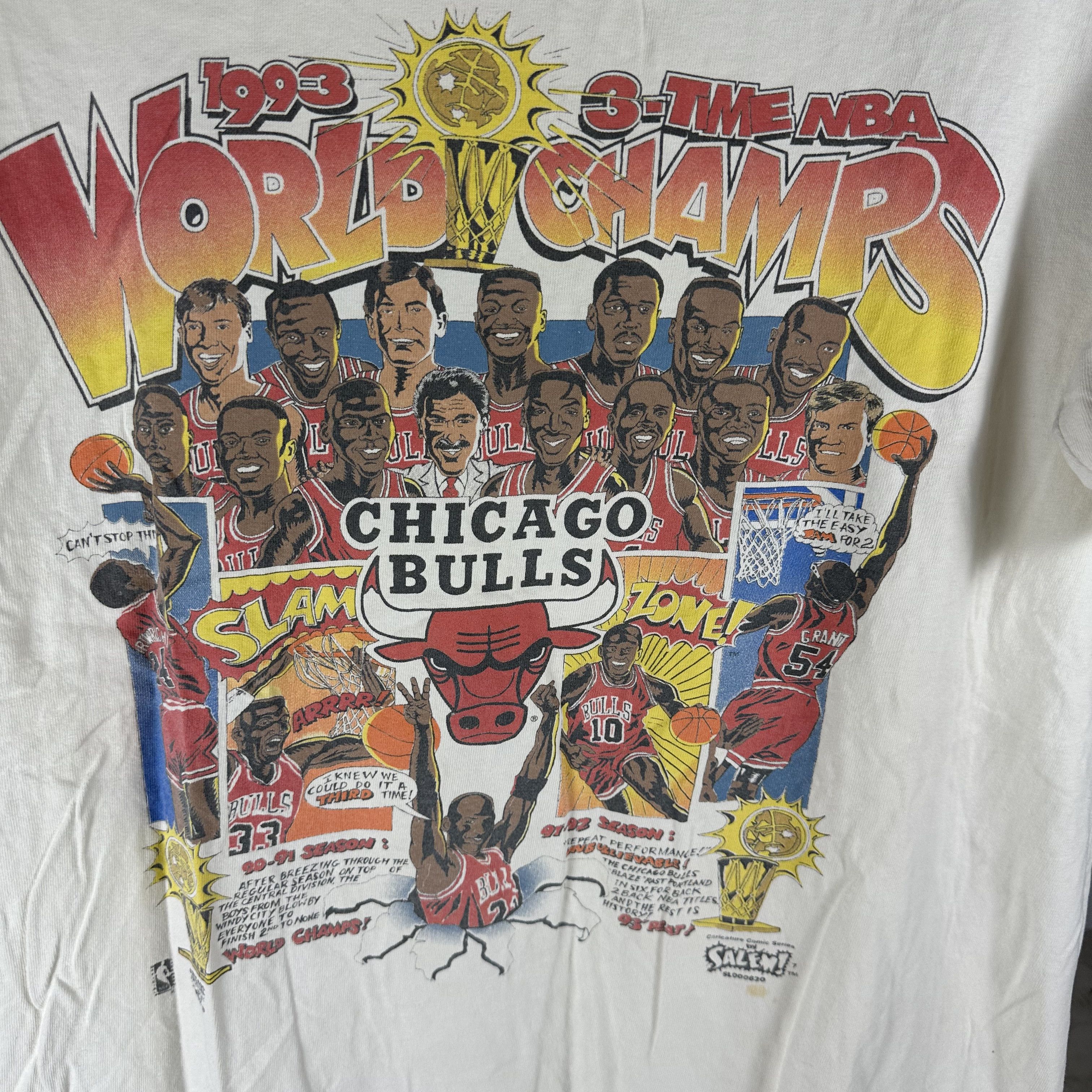 Vintage 1993 Chicago Bulls NBA World Champs Salem Comic T-shirt Size US XL / EU 56 / 4 - 2 Thumbnail