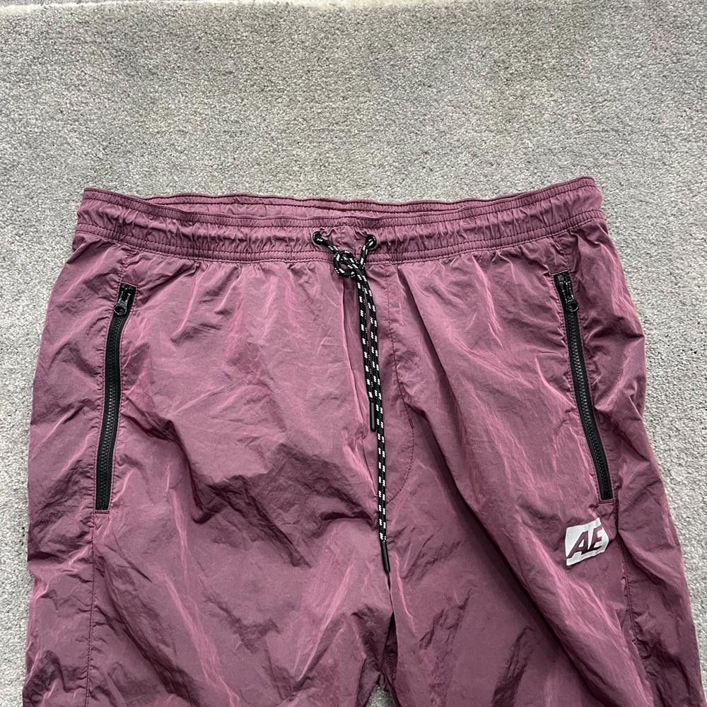 Designer American eagle light weight joggers Size US 32 / EU 48 - 2 Thumbnail