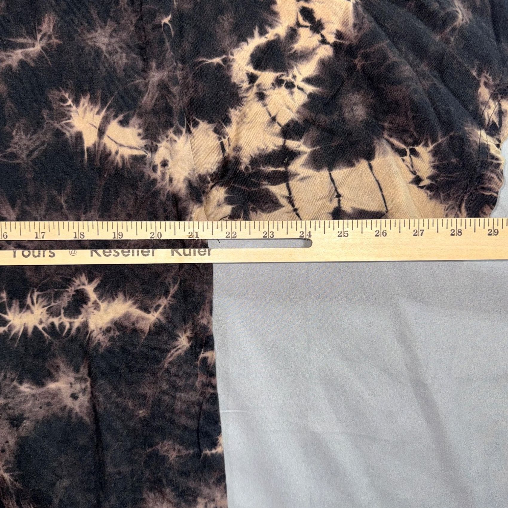 Express VINTAGE Brooklyn Xpress T-Shirt Men XL Black Graphic Print Crown Skull Fleur De Lis Tie-Dye Crew Neck Short Sleeve Size US XL / EU 56 / 4 - 7 Thumbnail