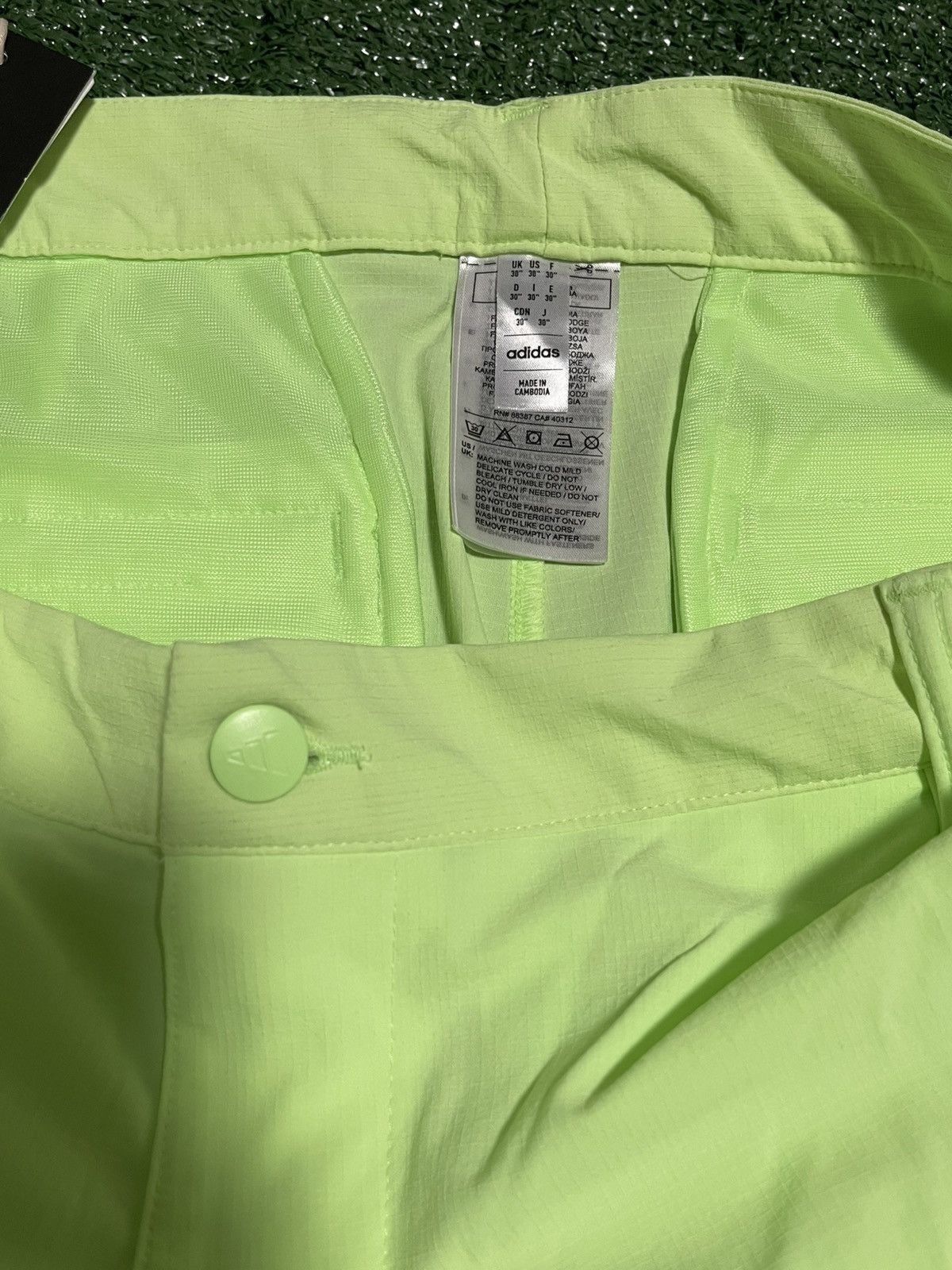 Adidas Adidas Golf Men Neon Green Dobby Tex Spark Performance Size US 30 / EU 46 - 5 Thumbnail