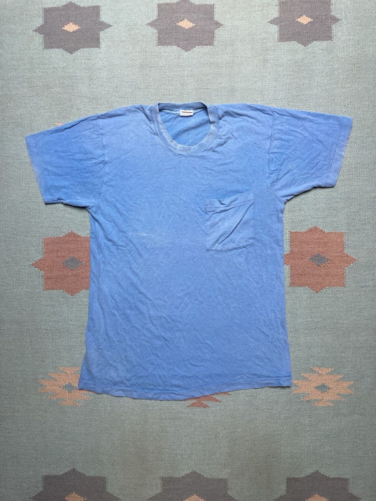 Vintage 80s pocket t shirt blank faded fruit of the loom cotton M Size US M / EU 48-50 / 2 - 1 Thumbnail