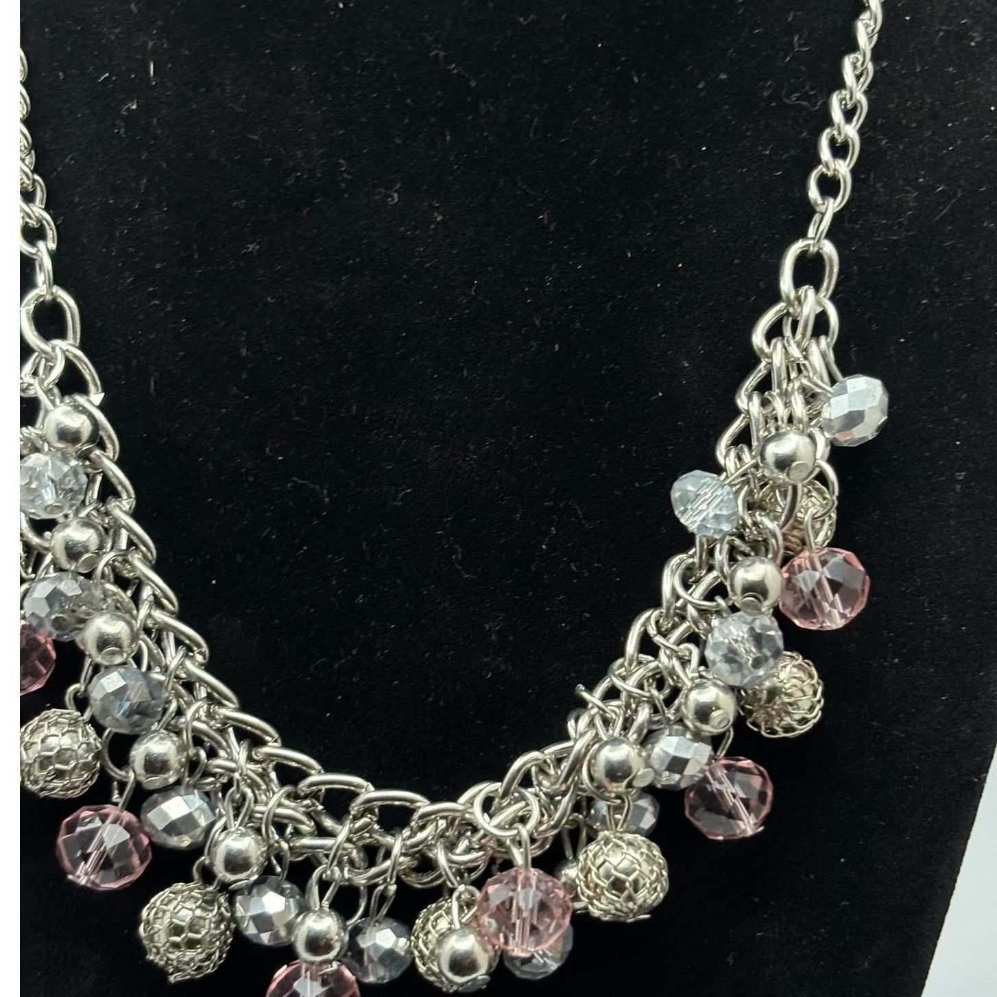 Other Silver & pink beaded necklace Size ONE SIZE - 2 Thumbnail